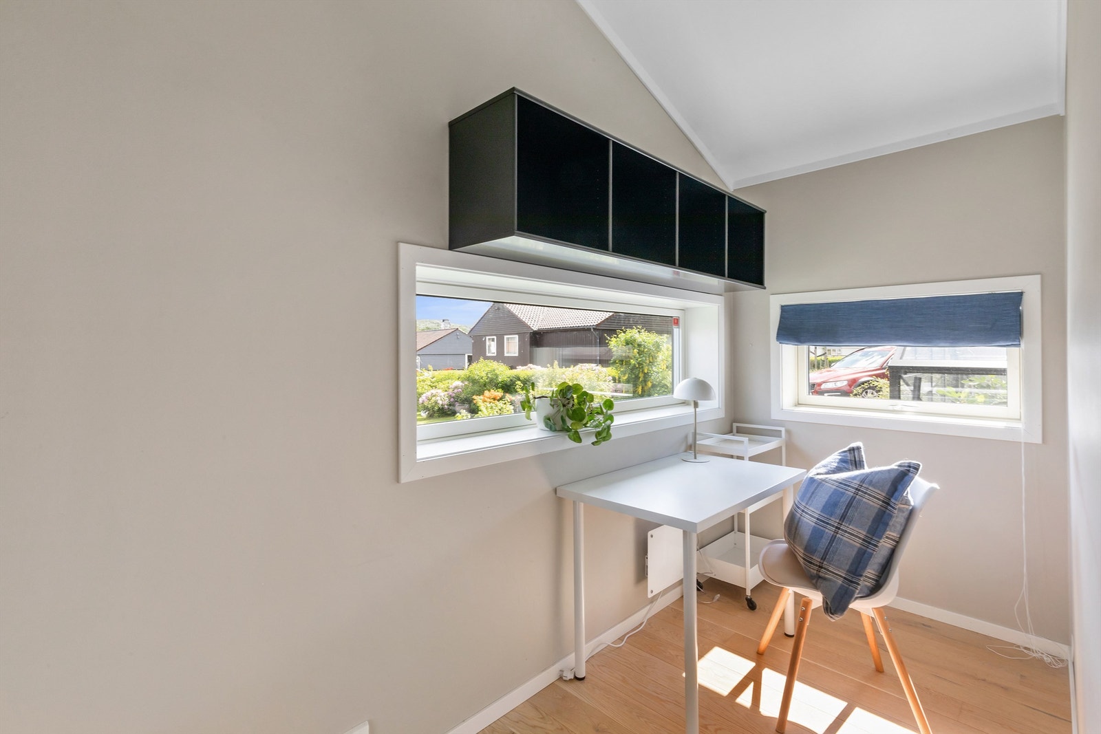 Opprinnelig bod. Ikke godkjent for varig opphold Galleribilde