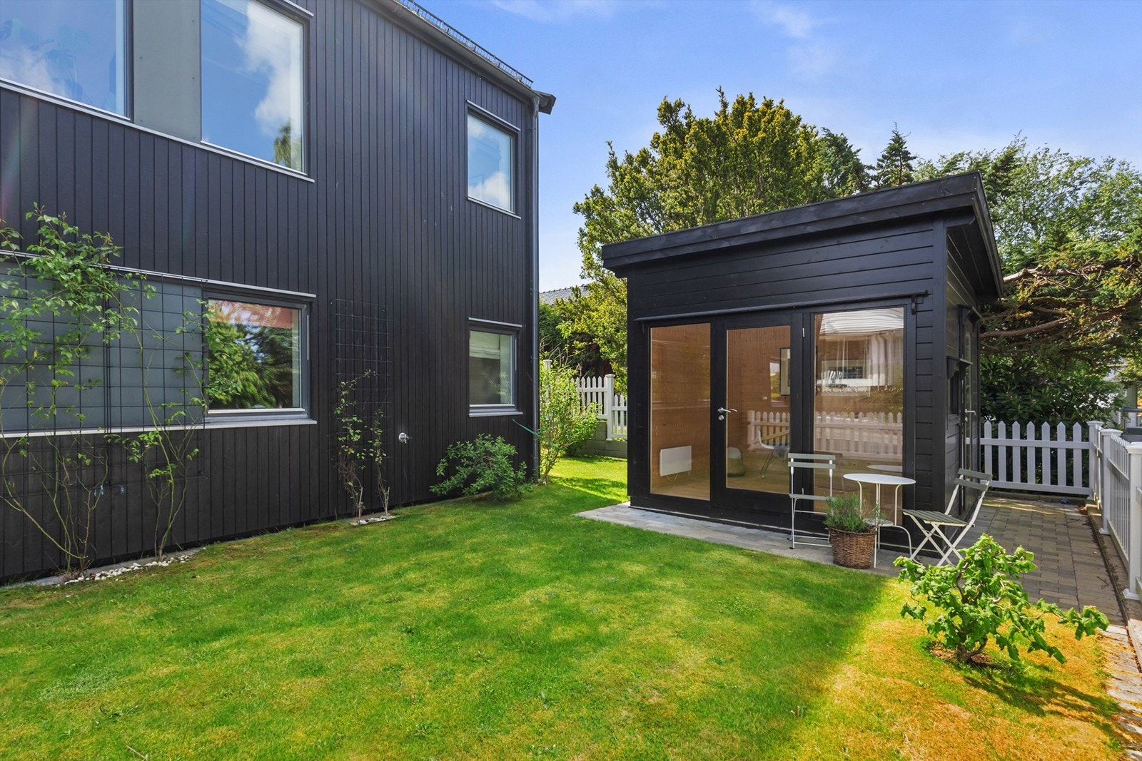 Hagestue Galleribilde