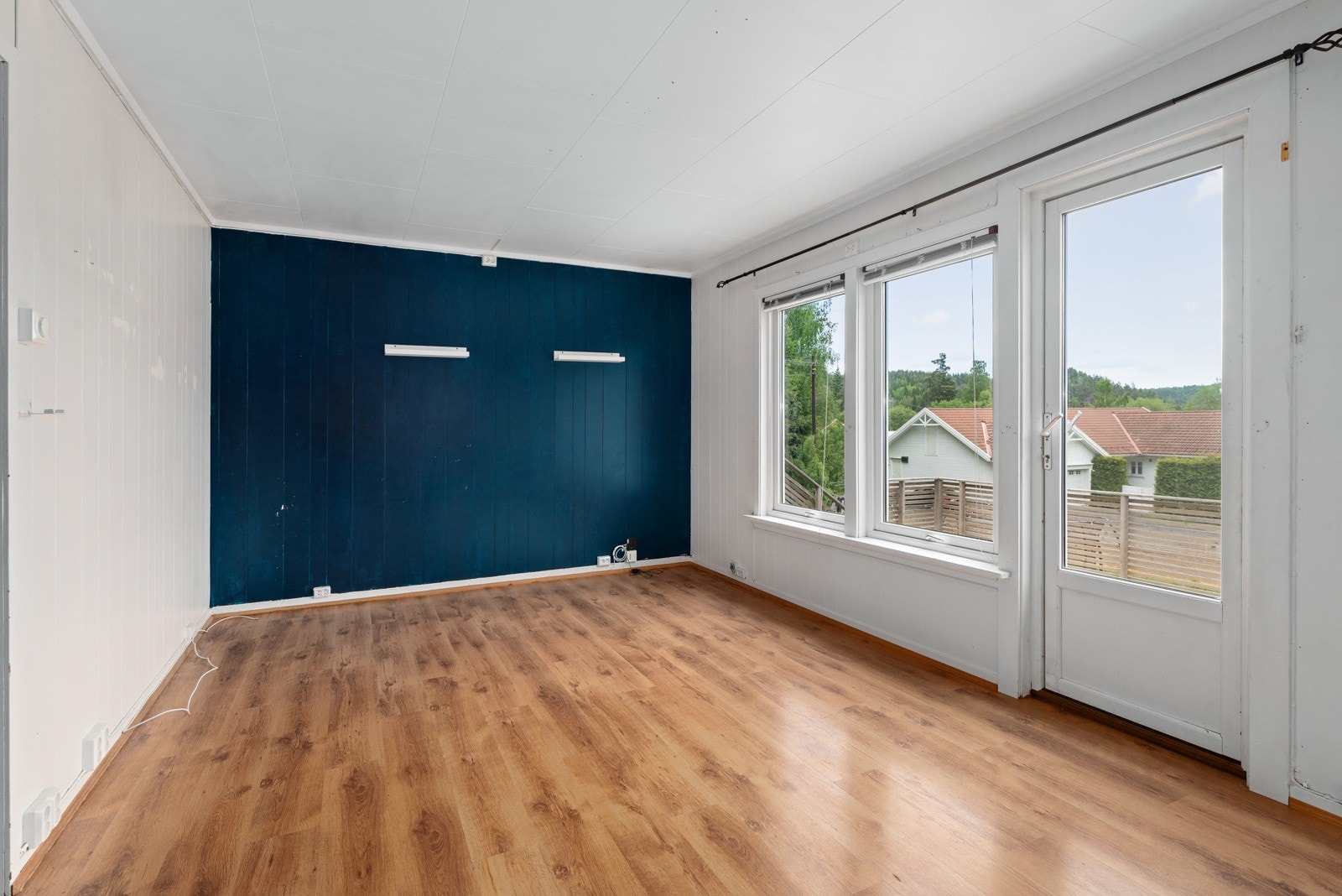 Både varmepumpe og vedovn sørger for godt inneklima året rundt Galleribilde