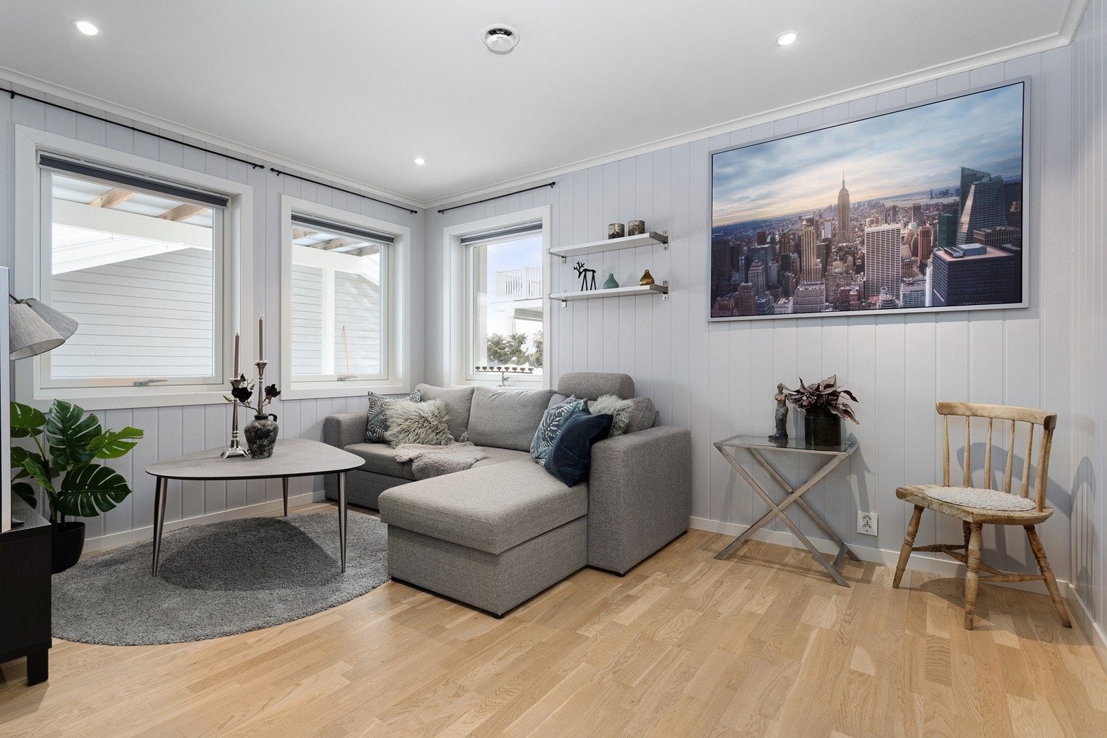 I underetasjen har man også en ekstra tv-stue, perfekt for barna/ungdommen i huset! Galleribilde