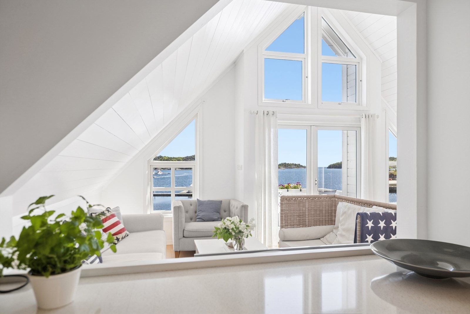 Utsikt fra kjøkken. Galleribilde