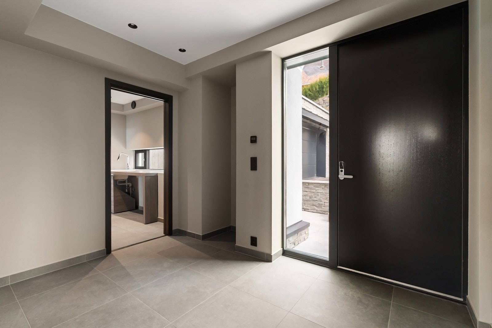 Entré med italienske fliser fra NorFlor. Galleribilde