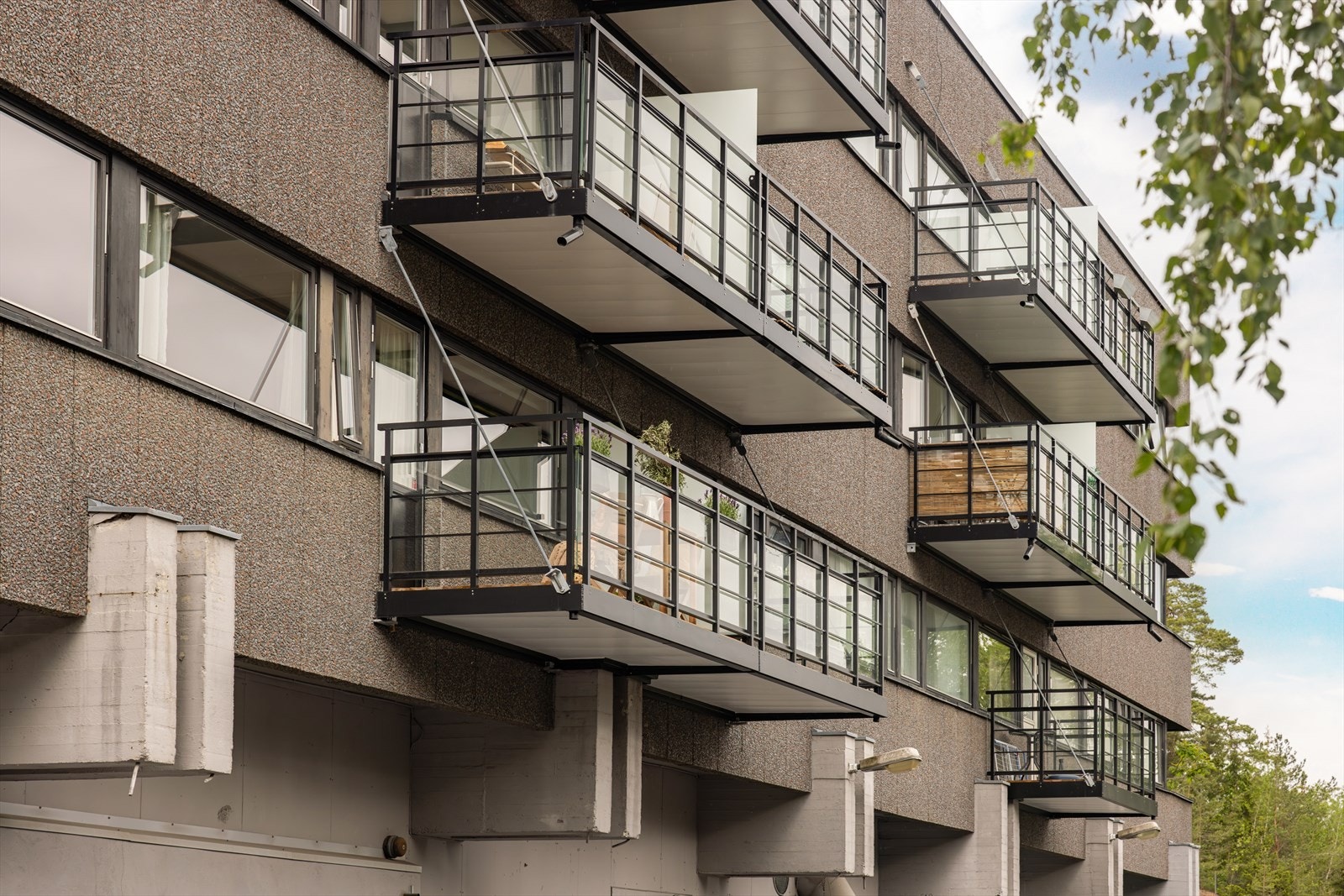 Balkongen ble bygget på av AS Balkongbygg i juni 2023. Galleribilde