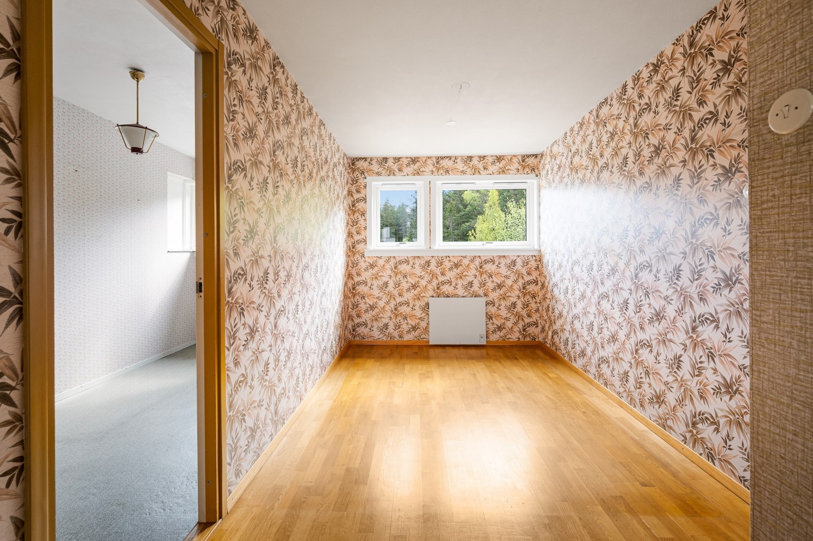 Leiligheten disponerer egen garasjeplass i garasjeanlegget til borettslaget. Galleribilde