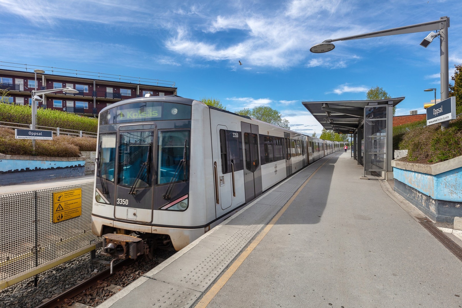 Effektiv kollektivtransport fra Oppsal stasjon gir enkel tilgang til Oslo sentrum. Galleribilde