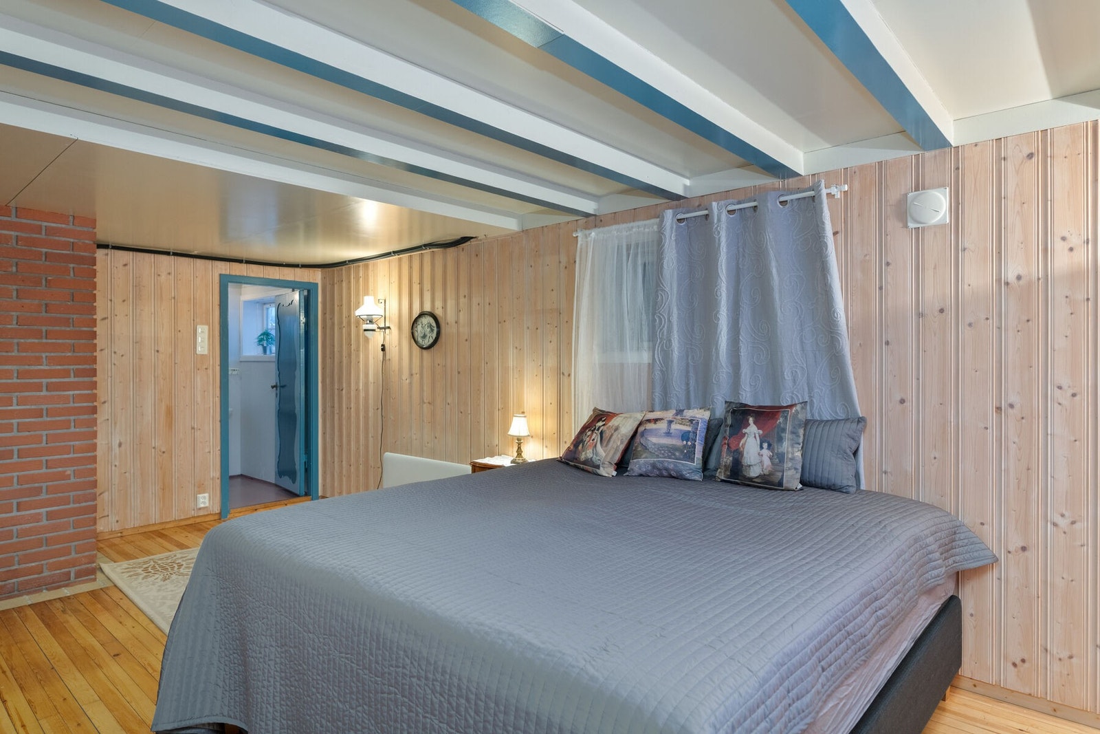 Soverom 4 / kjellerstue. Galleribilde