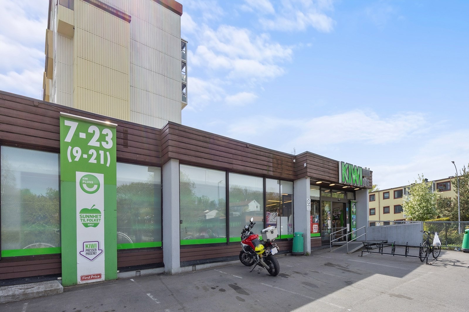 - Kort avstand til nærmeste dagligvarebutikk - Galleribilde