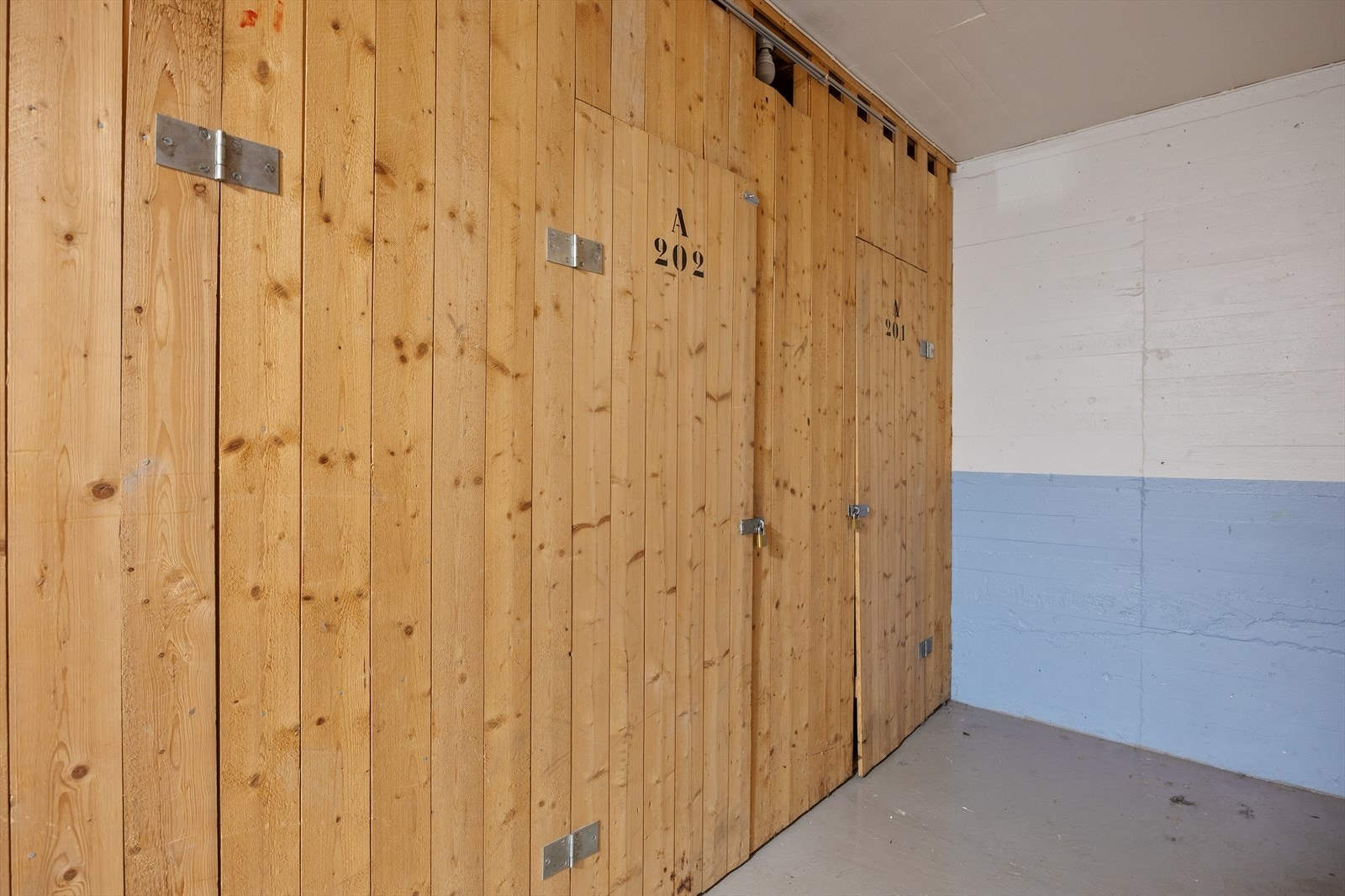 - Private boder for ekstra lagringsplass - Galleribilde