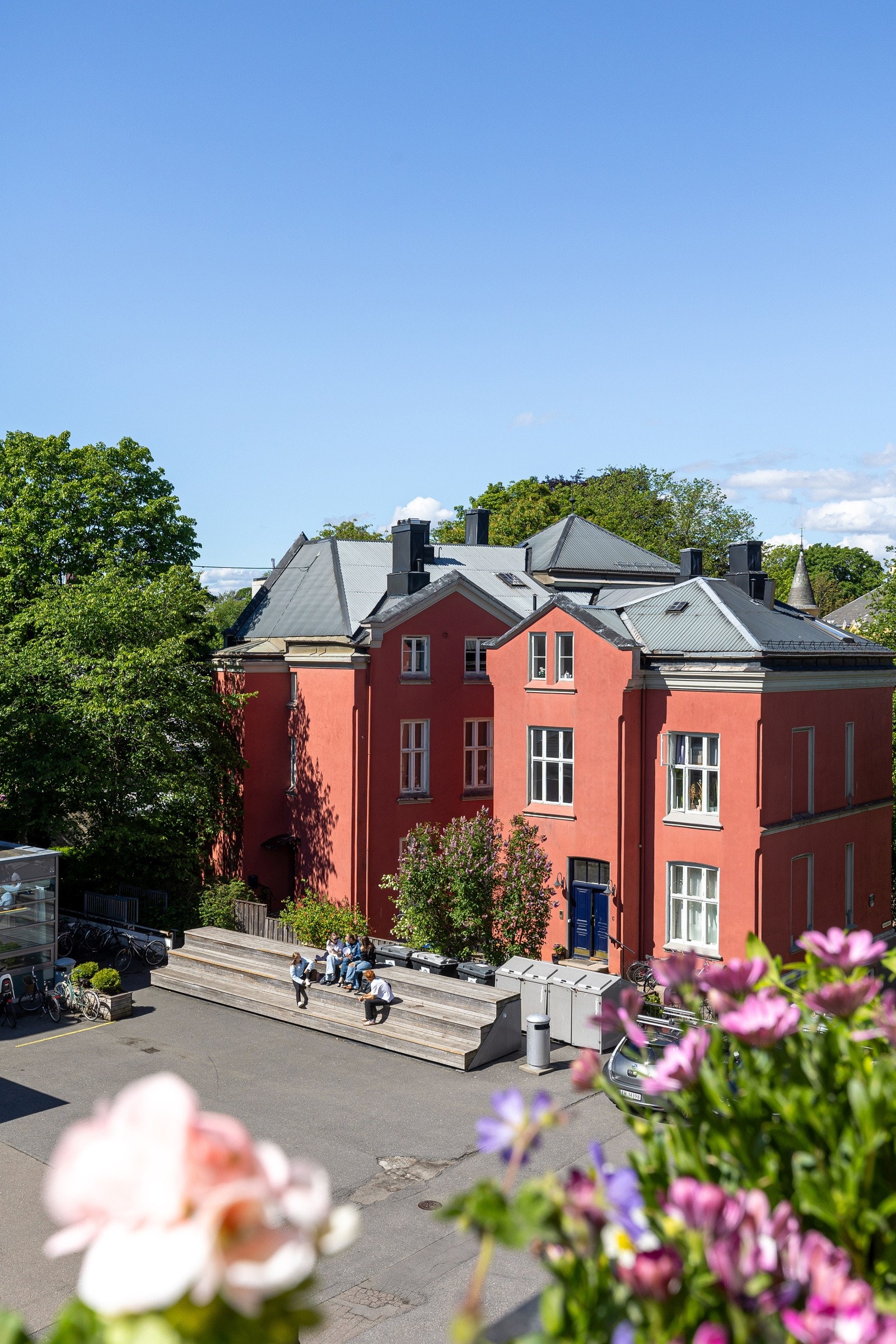 Utsikt fra balkong Galleribilde