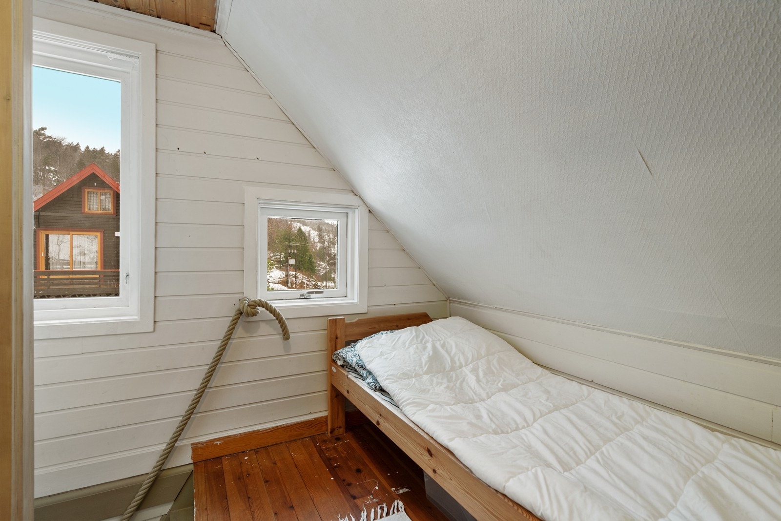 Soverom i loftsetasjen. Galleribilde