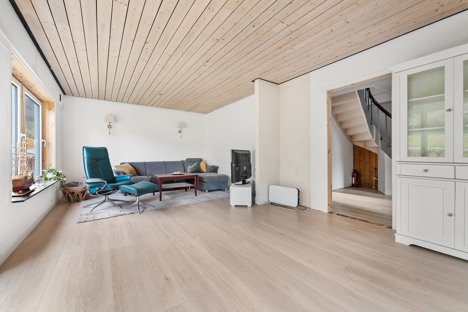 Stuen oppleves som boligens naturlige samlingspunkt. Galleribilde