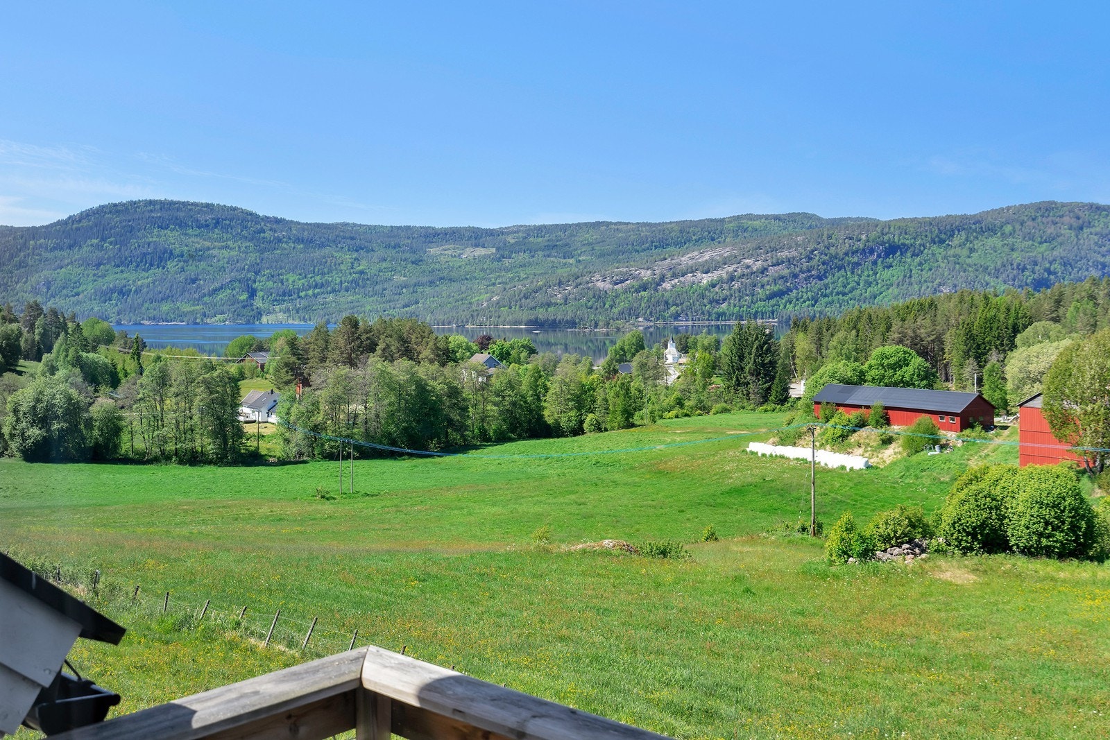 Utsikt fra balkong Galleribilde