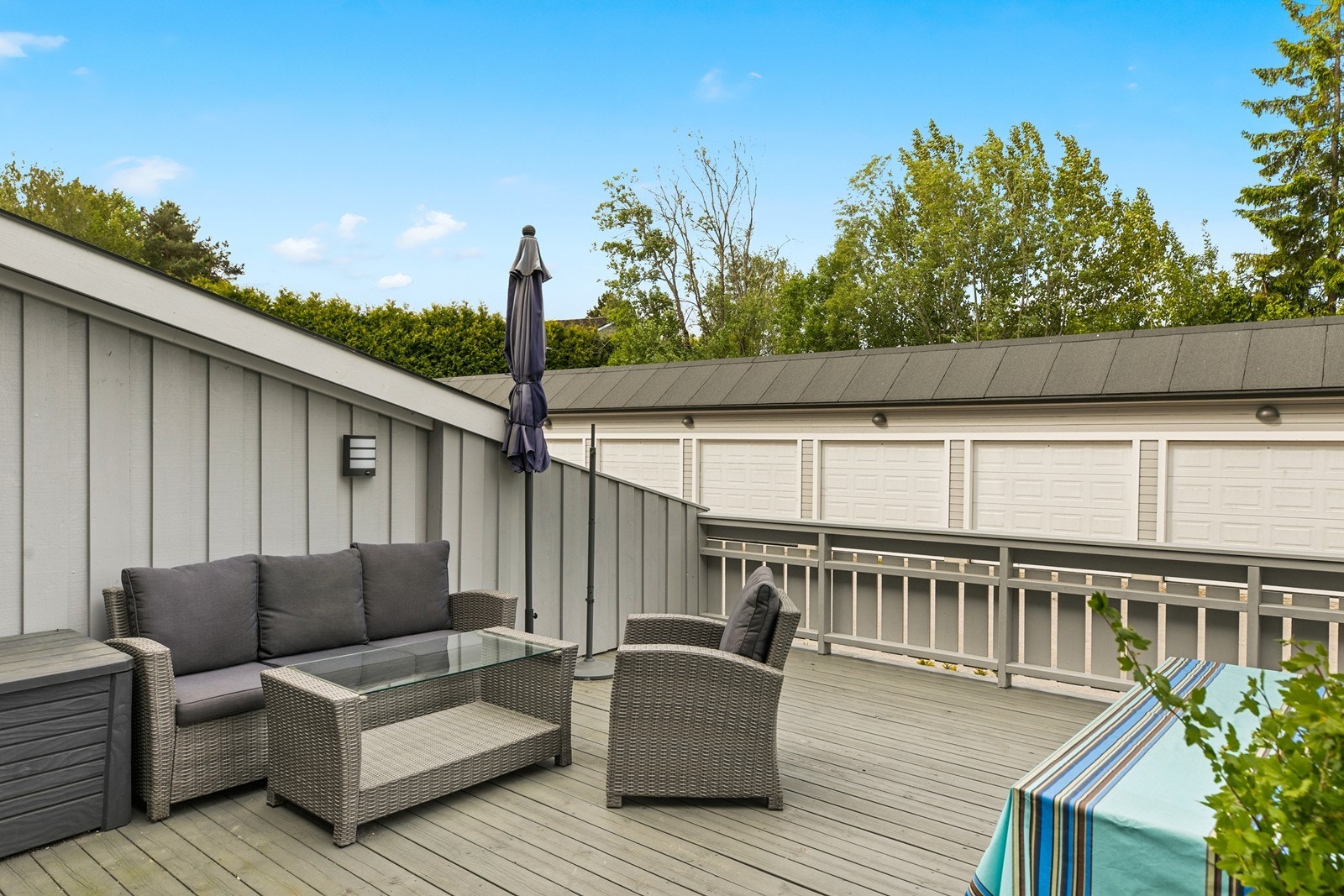 Borettslaget har 16 garasjer med ventelisteordning, andelseiere som ønsker å stå på listen må henvende seg til styret Galleribilde