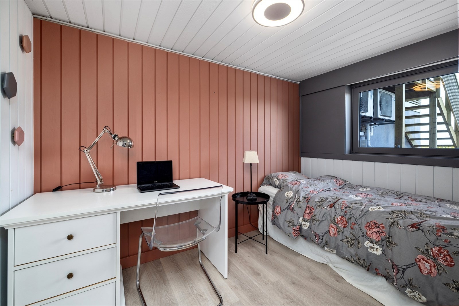 Soverom nummer 2 er et mindre rom som er et fint gjesterom. Galleribilde