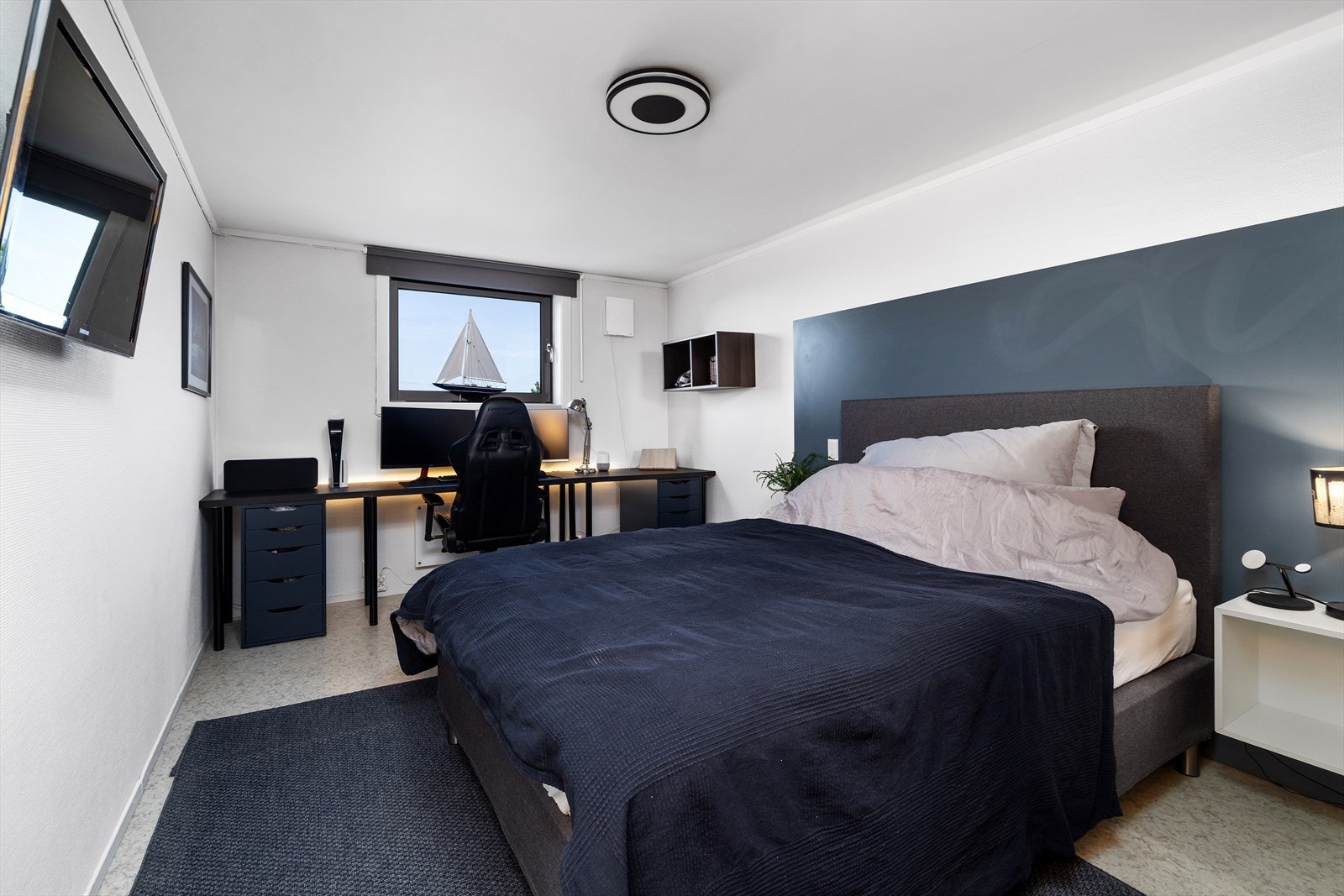 Det siste soverommet har også en god størrelse. Supert ungdomsrom. Galleribilde