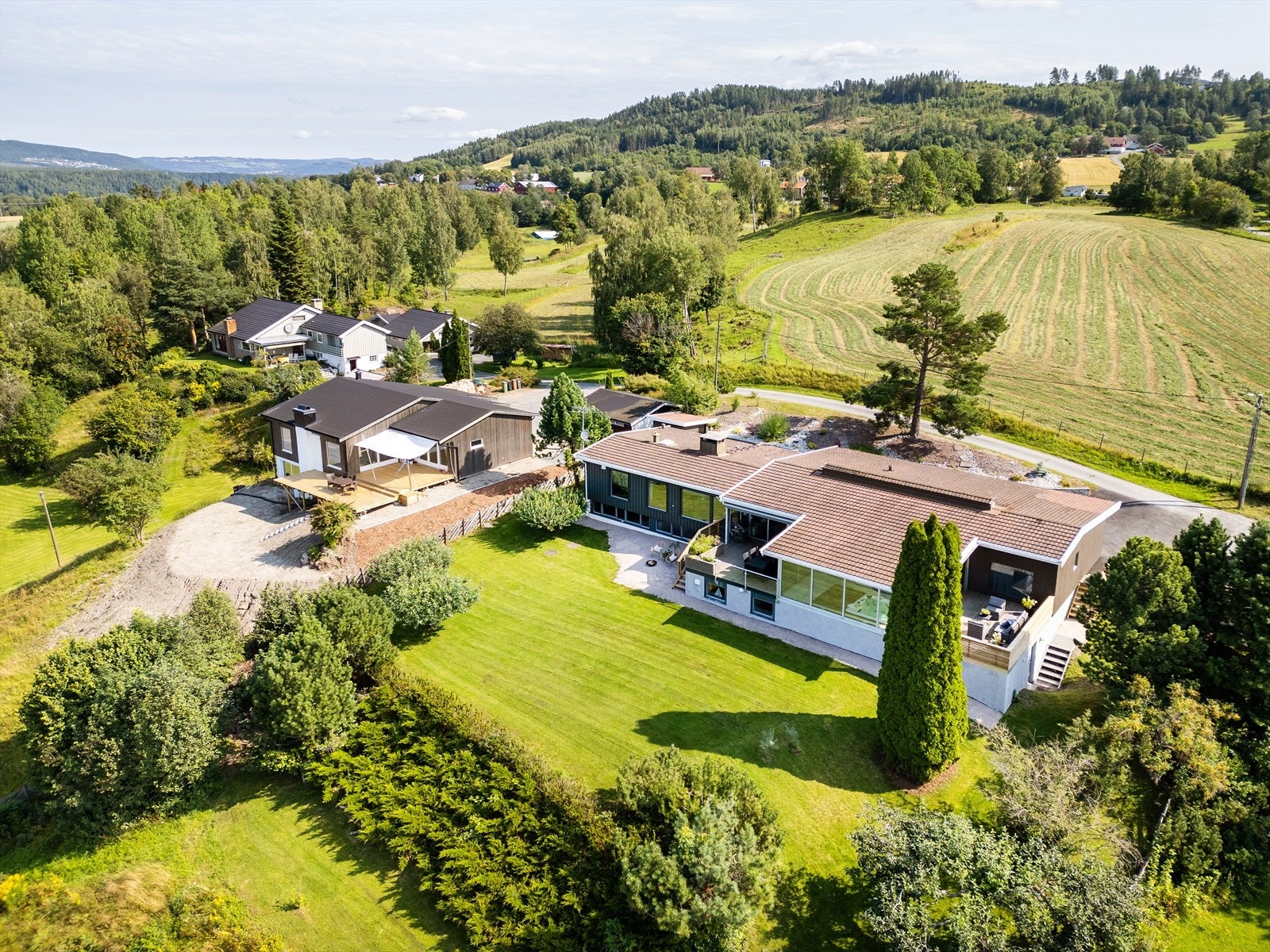 Hagen går over totalt tre nivåer og plassen må virkelig oppleves. Galleribilde