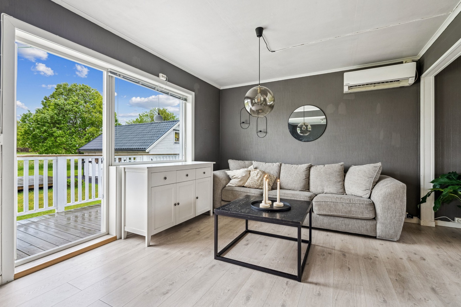 Varmepumpe montert i stuen 2015 Galleribilde