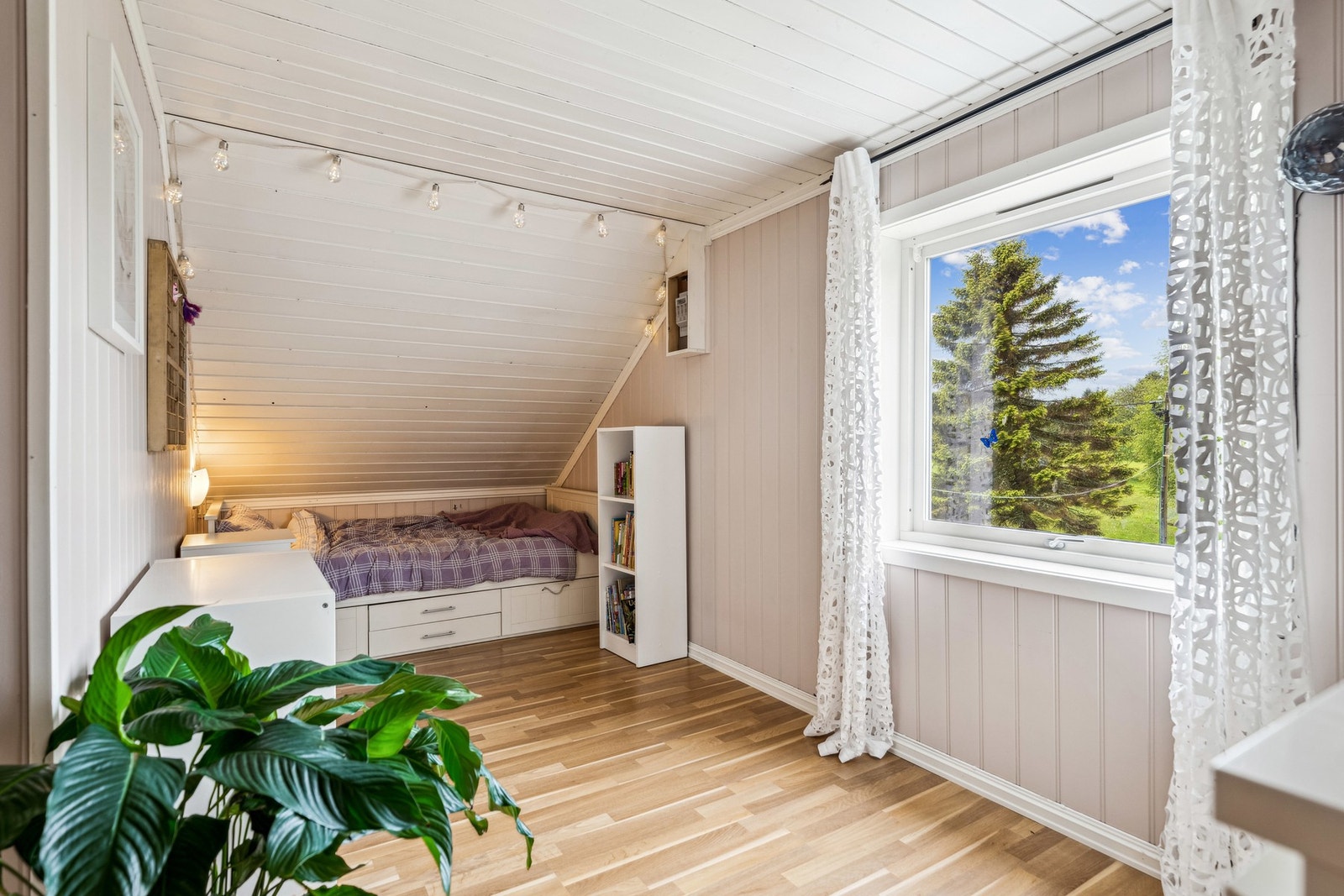 Soverom i 2. etasje Galleribilde