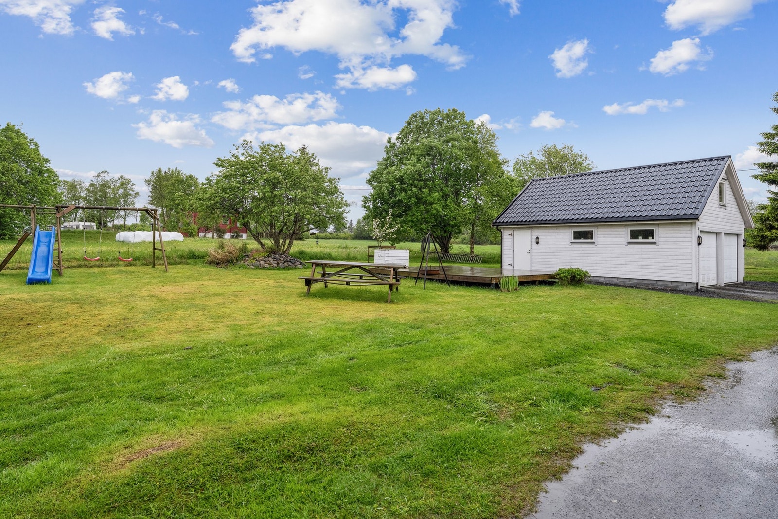 Flott uteområdet Galleribilde