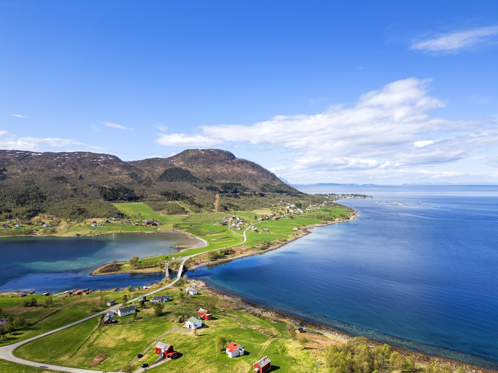 Eiendommen ligger i landlige og idylliske omgivelser! Galleribilde