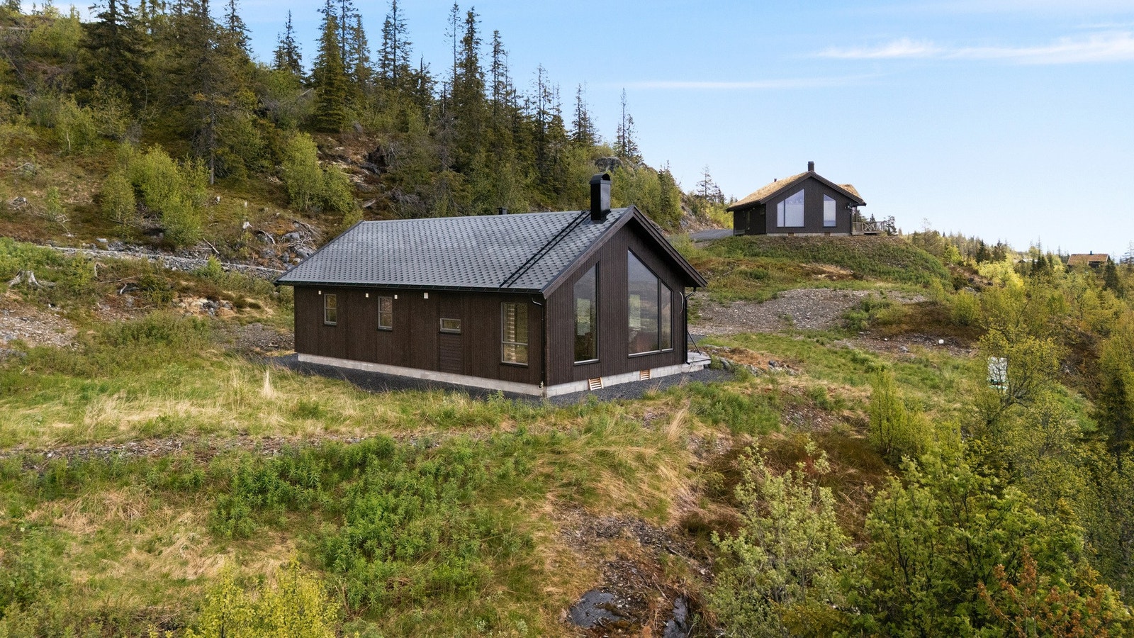 Området byr på flott turterreng hele året og det er kort vei til skiløyper på vinterstid. Galleribilde