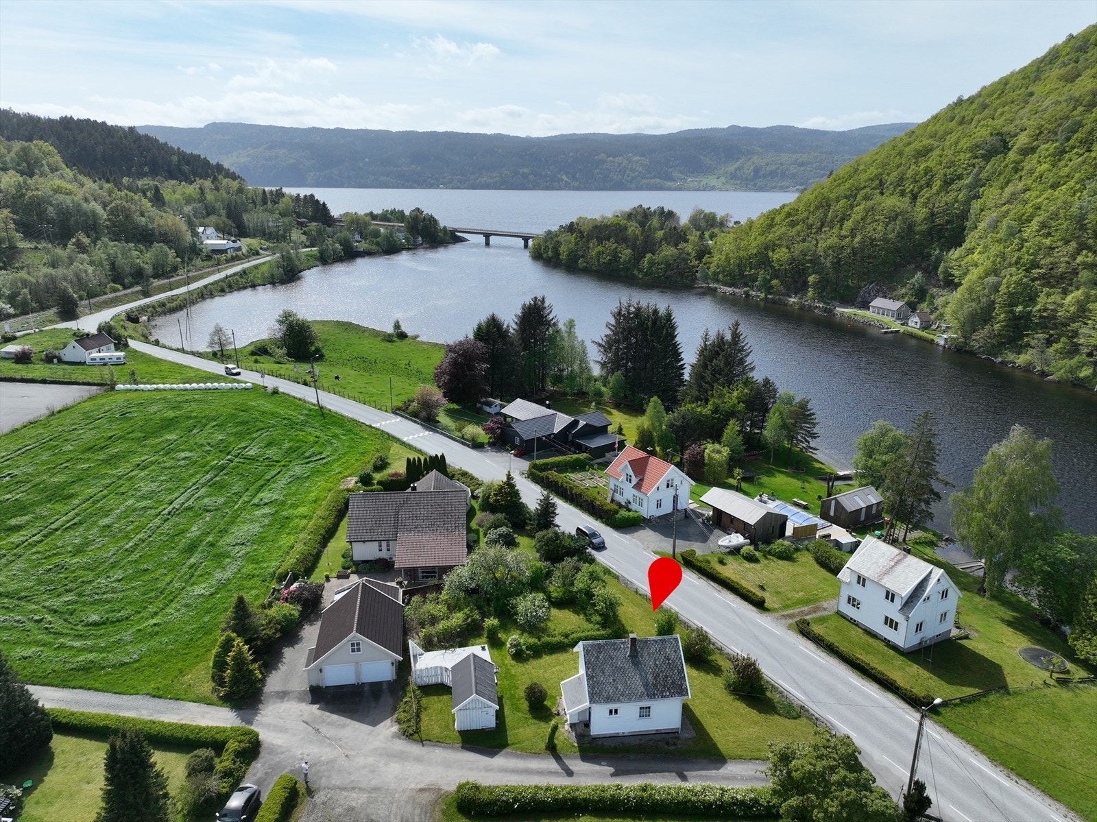 Velkommen til Sirnesvegen 24 på Sira! Galleribilde