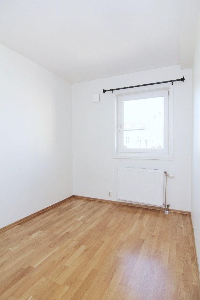 Soverom 1 - Garderobeskap medfølger Galleribilde