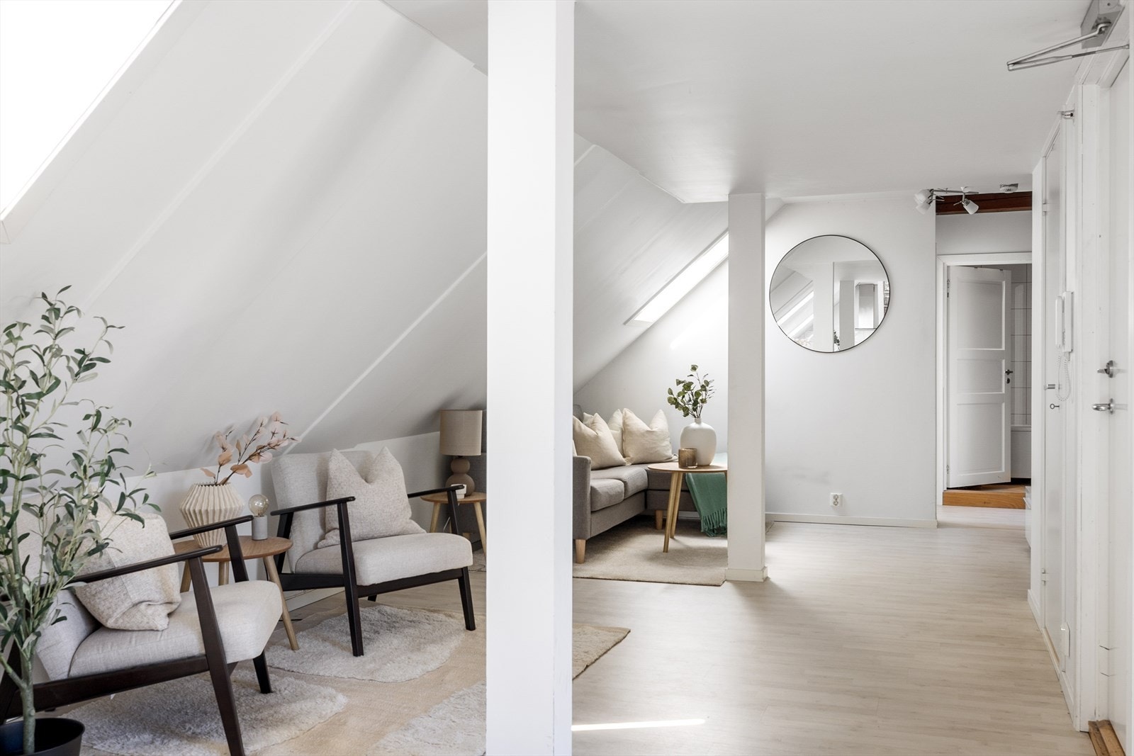 Flere sosiale plasser i stuen Galleribilde