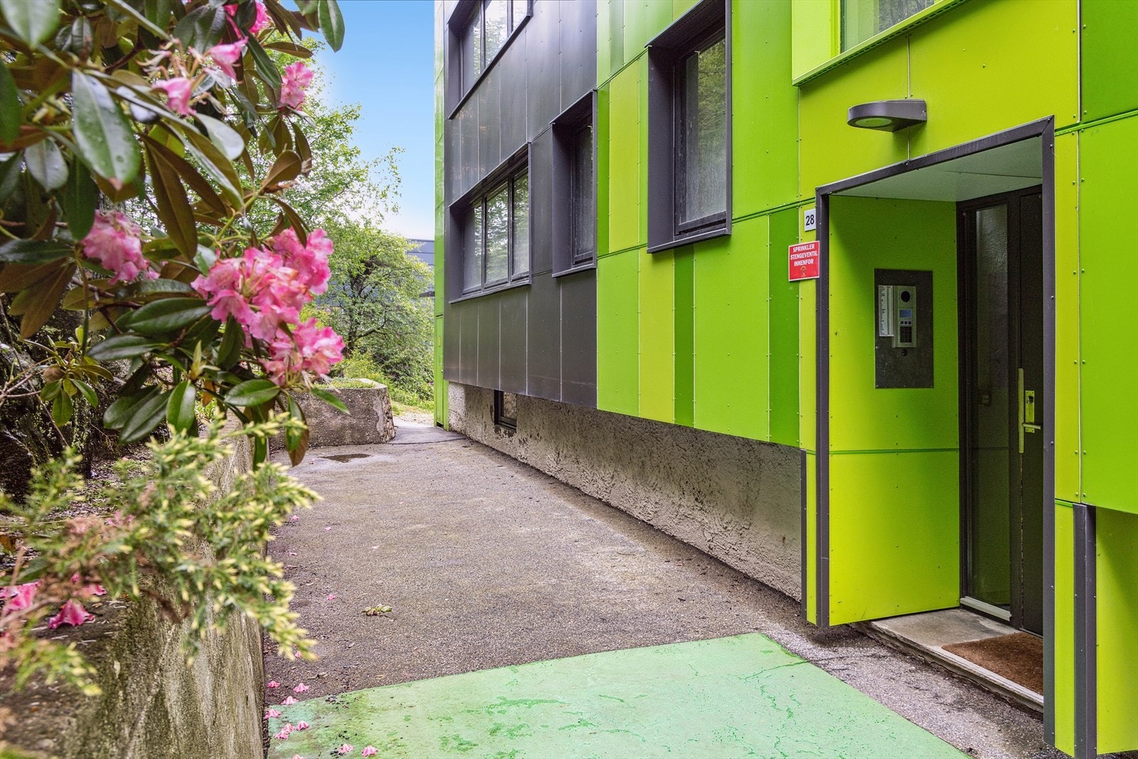 Adkomst via felles inngangsparti. Galleribilde