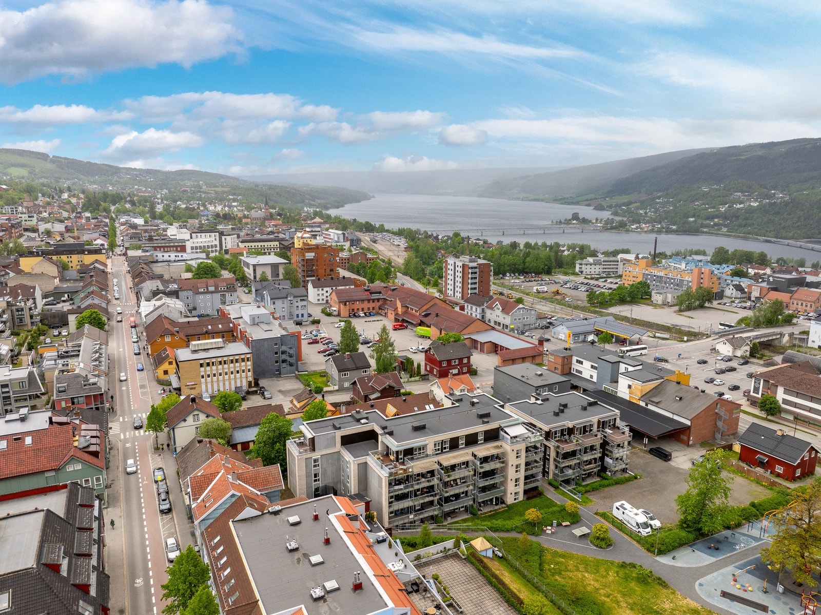 Gangavstand til gågata og stasjonen Galleribilde