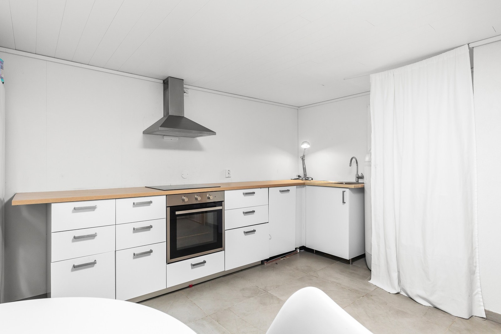 Sokkel. Galleribilde