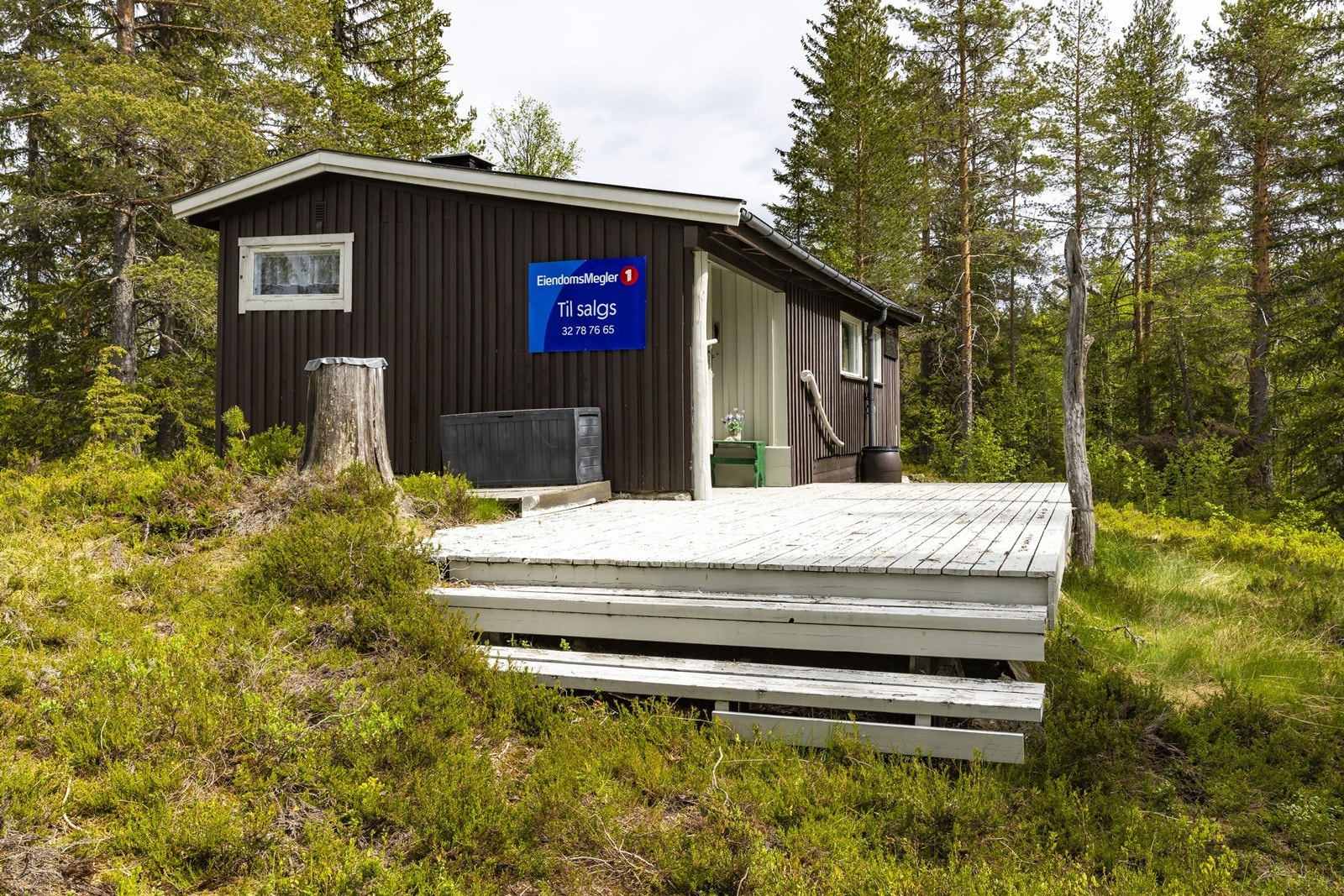 Usjenerte terrassearealer. Galleribilde