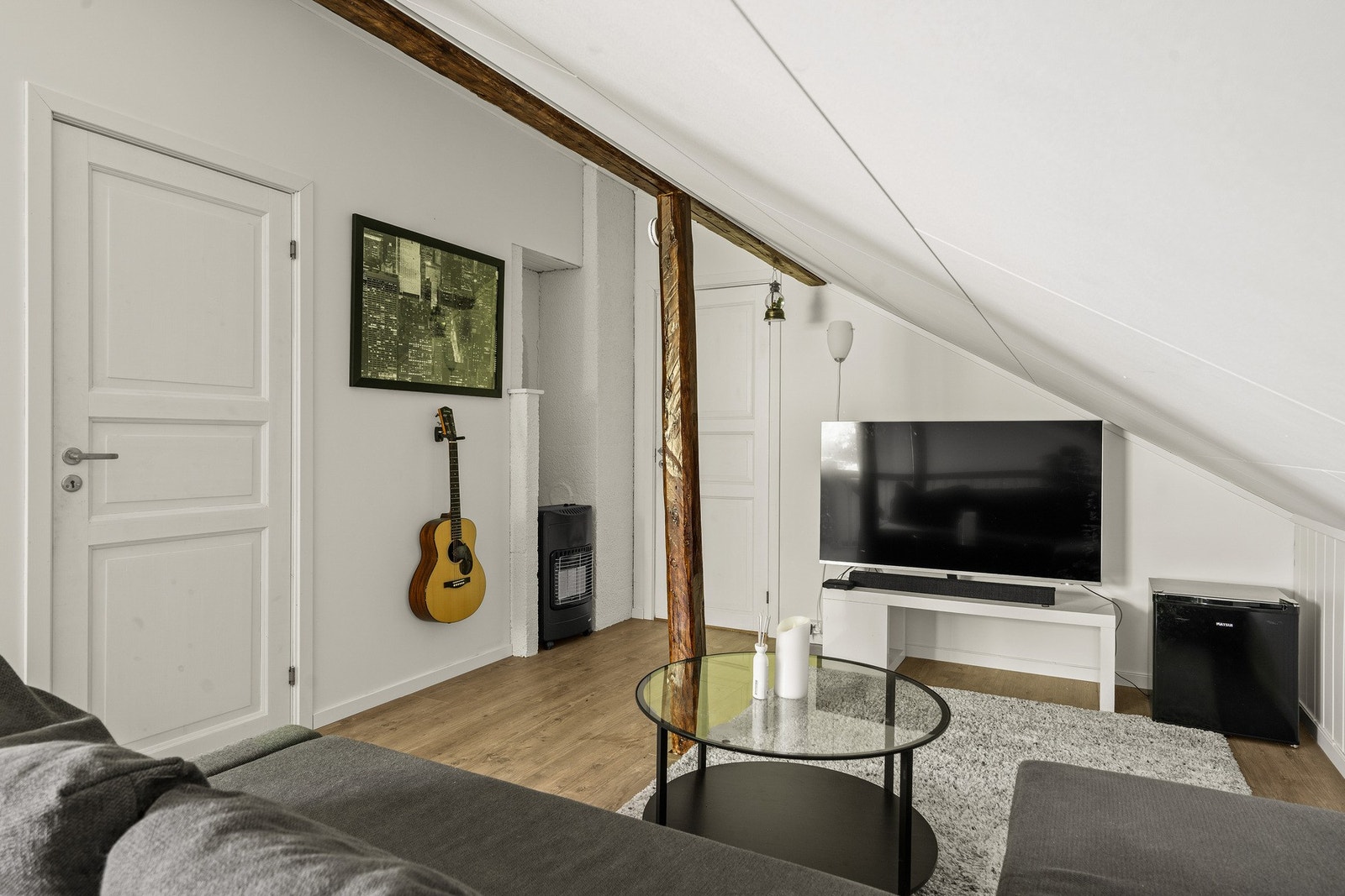 En ekstra TV-stue/loftstue. Galleribilde