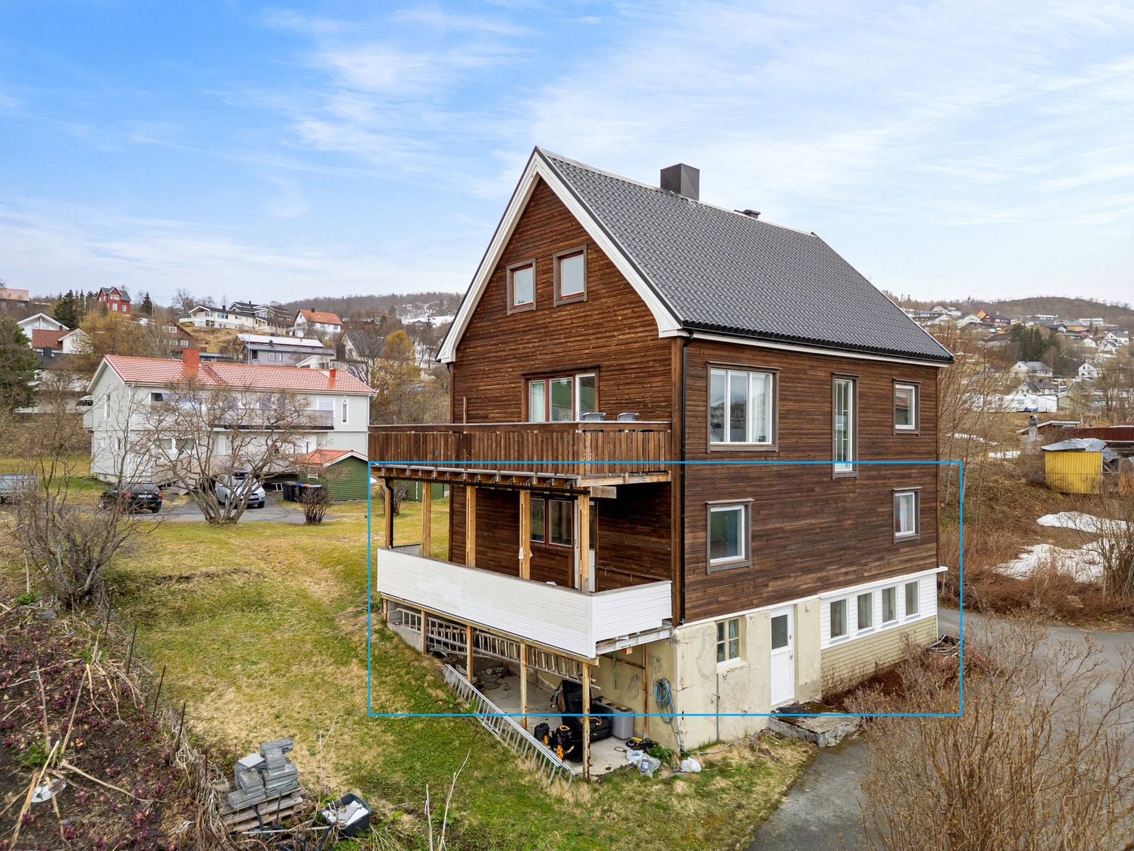 Fasaden har de senere år blitt oppgradert med ny kledning Galleribilde