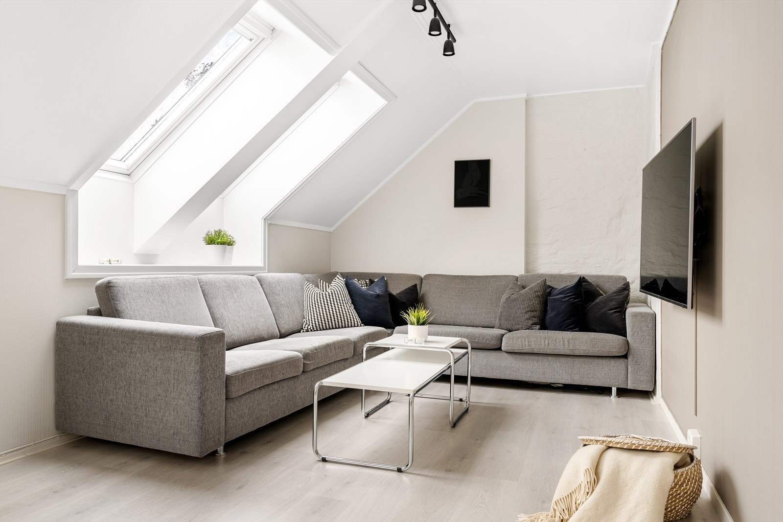 Nordvik Bolig ved Thomas Kvålsvoll har gleden av å presentere Frostaveien 9A! Galleribilde