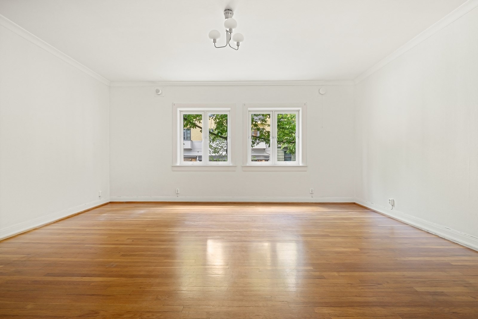 Boligen ligger i byggets 2. etasje og har et flott utsyn. Galleribilde