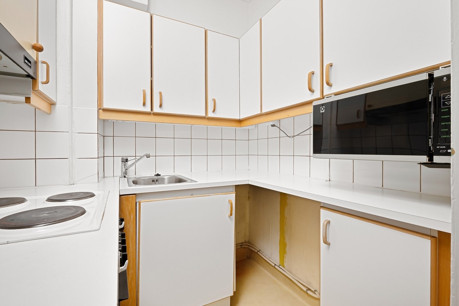 Kjøkken av eldre årstall med moderniseringsbehov. Galleribilde