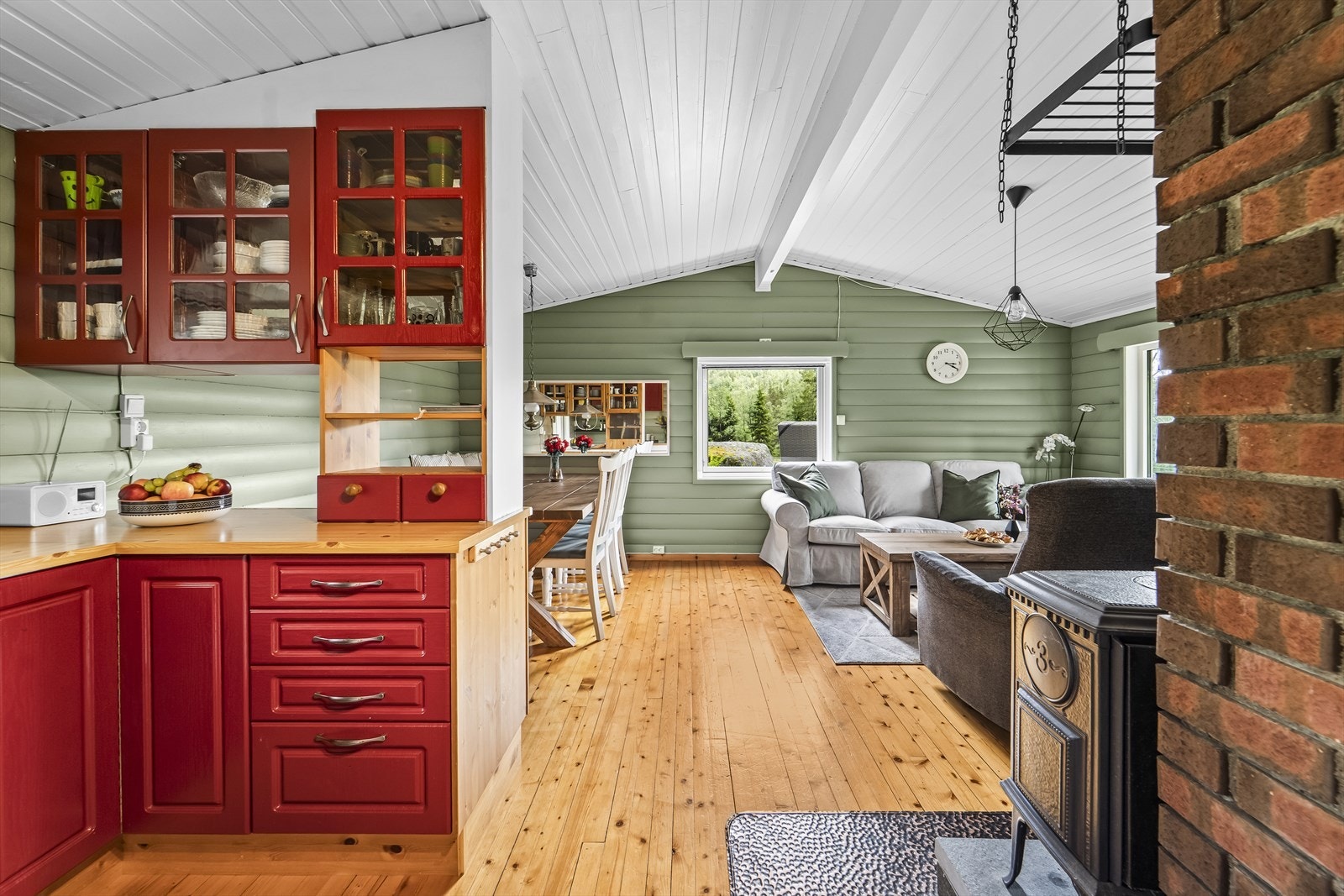 Åpen stue/kjøkken løsning. Galleribilde