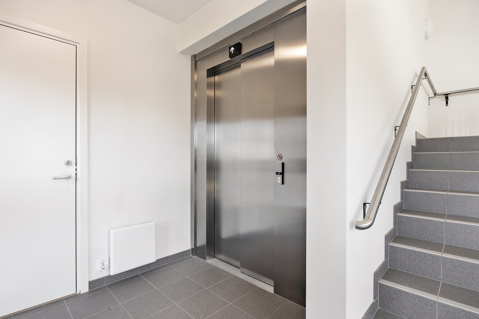 Det er heis i bygget. Galleribilde