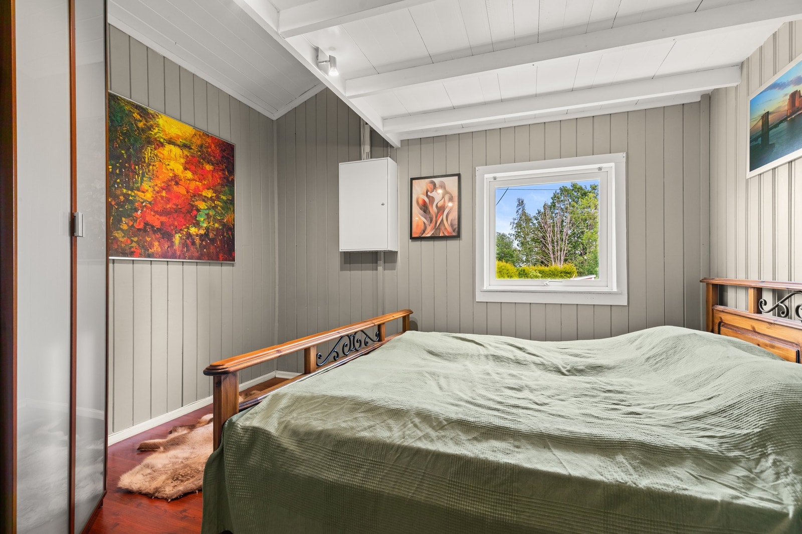 Boligen har 2 romslige soverom. Galleribilde