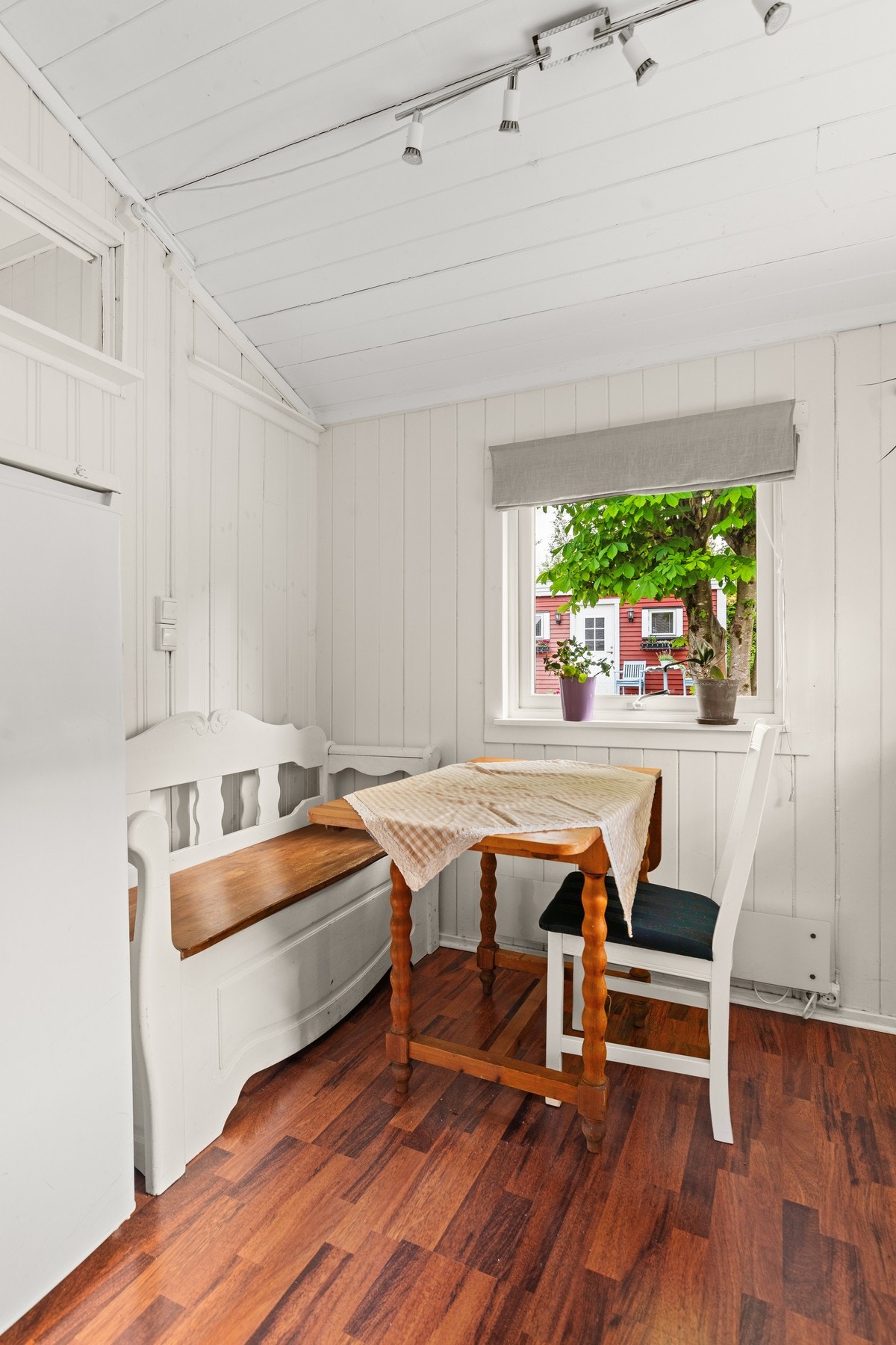 Hyggelig spiseplass på kjøkkenet Galleribilde