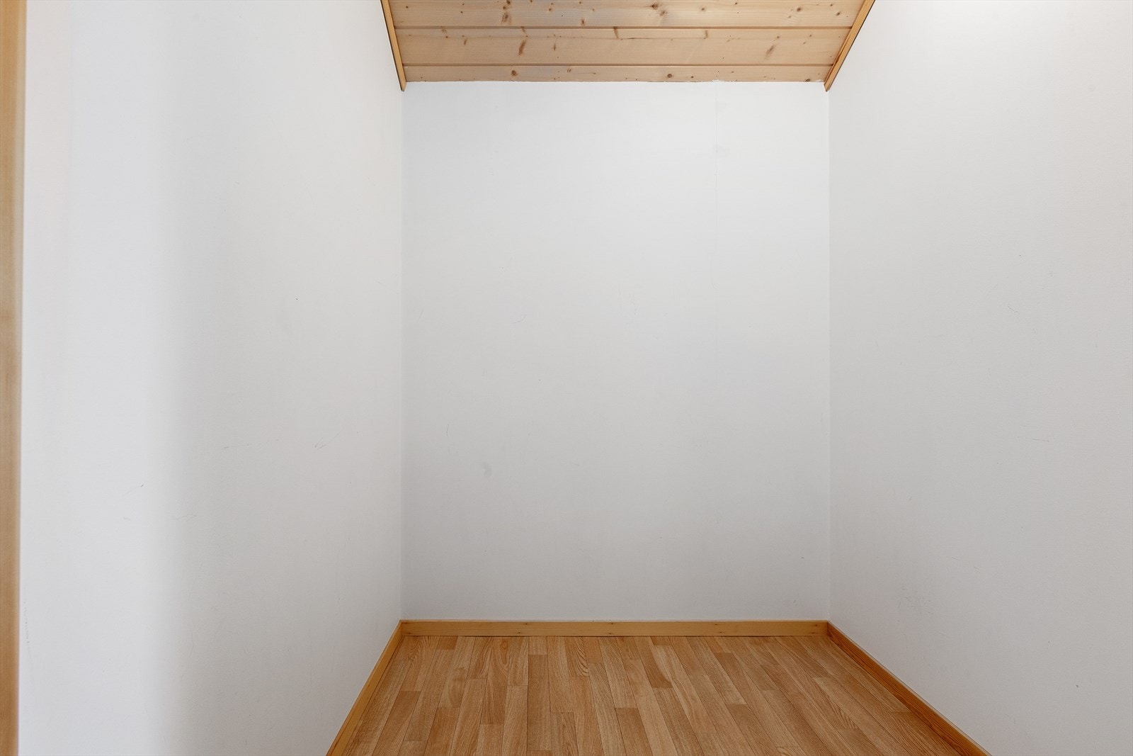 Innvendig bod i leiligheten. Galleribilde