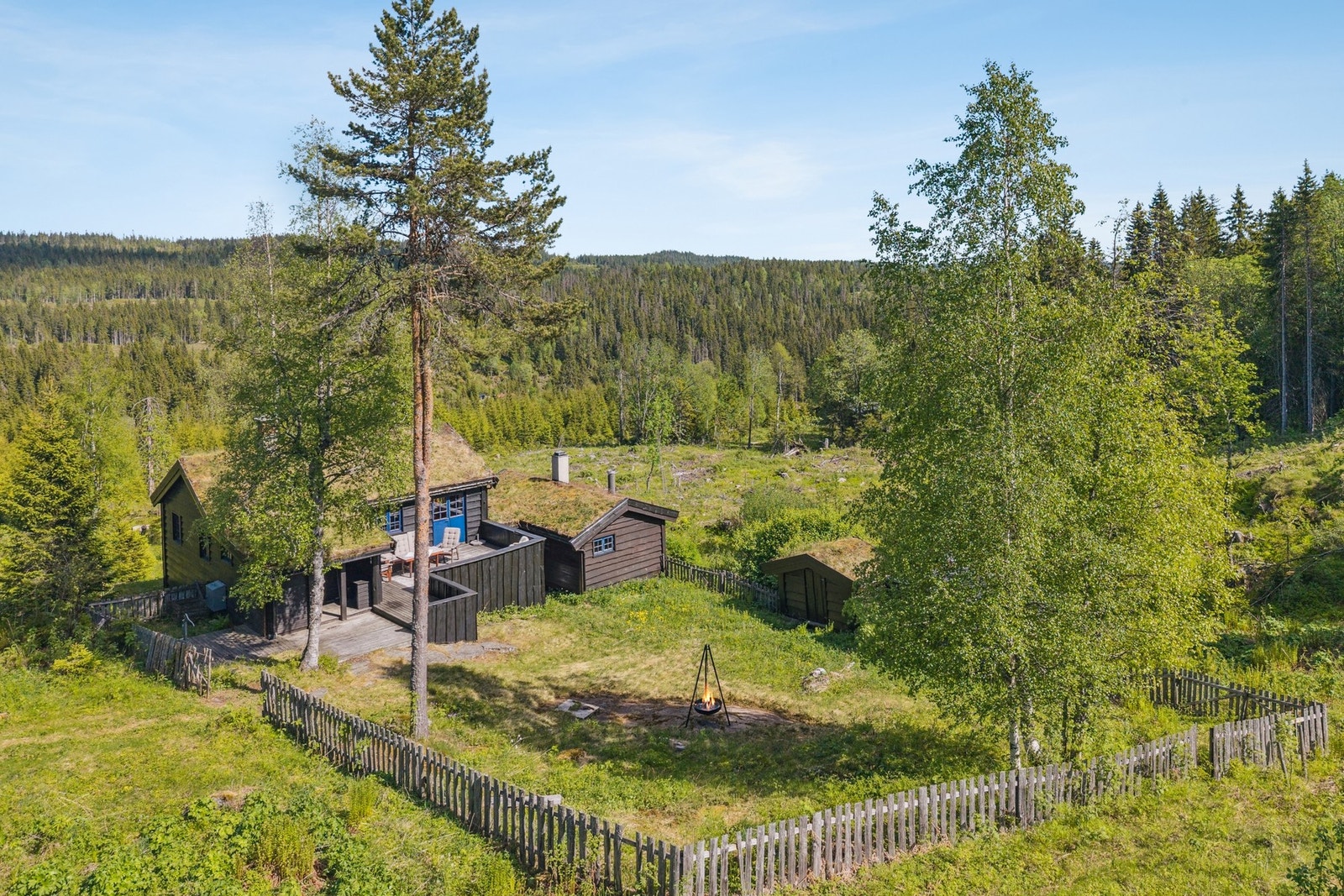 Gunn Margit Andreassen v/ Privatmegleren Hønefoss har gleden av å presentere Nordseterveien 34! Galleribilde