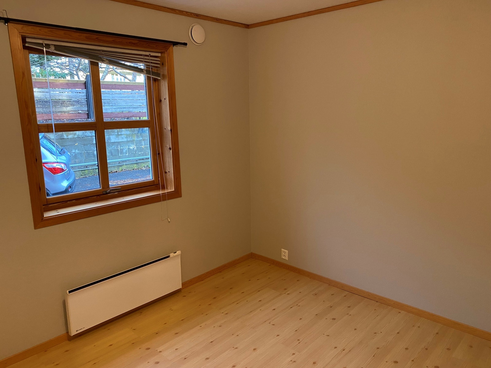 Soverom 1 fra tilsvarende leilighet Galleribilde