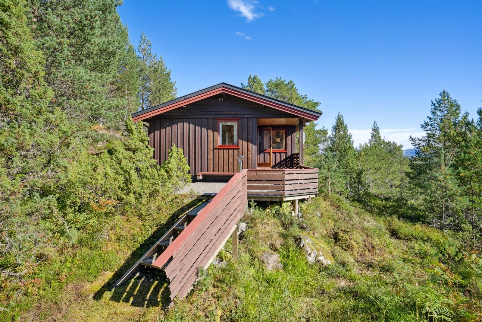 Kommunesenteret Fillan kan nås på ca. 20 minutter Galleribilde