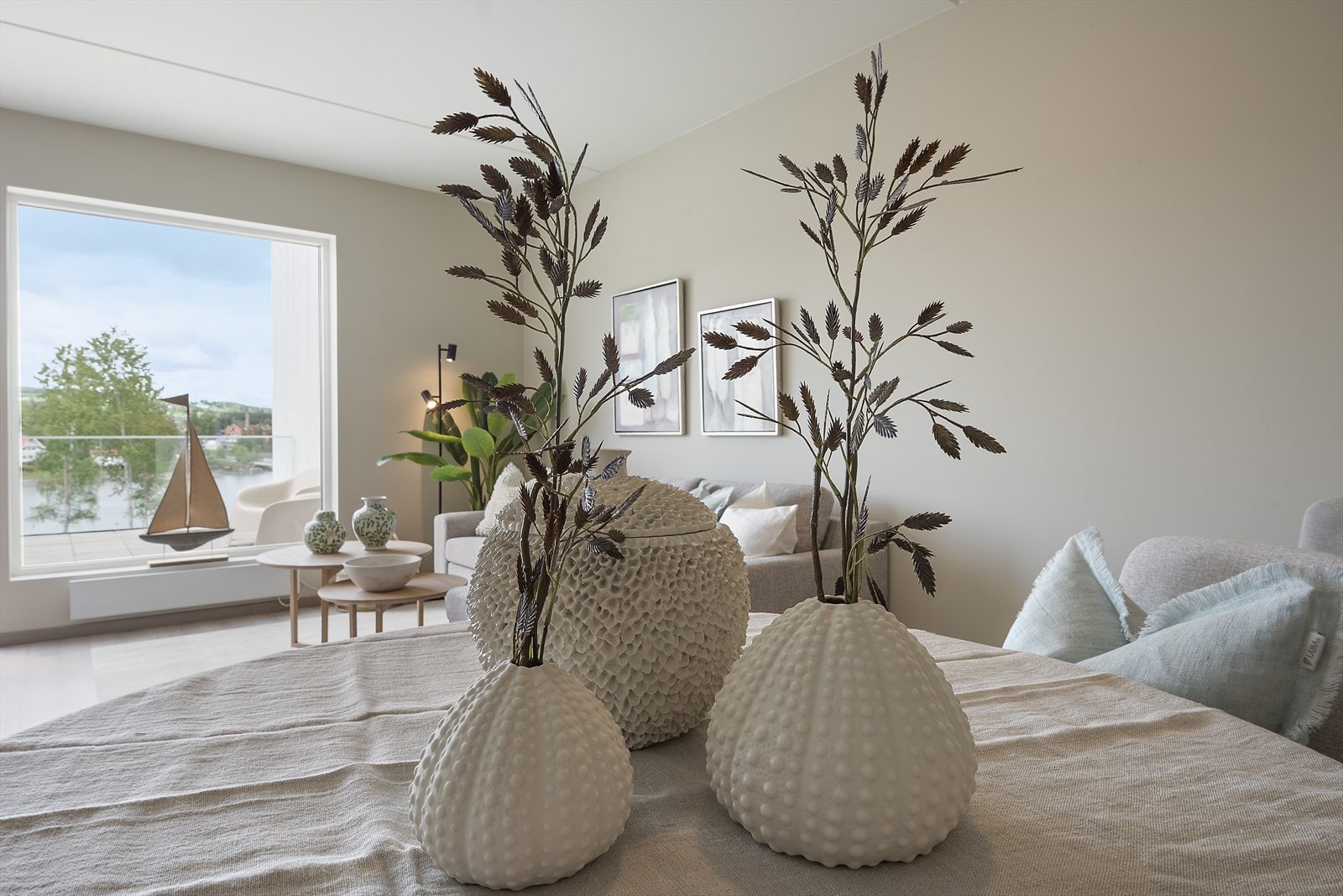 God atmosfære i stuen. Galleribilde