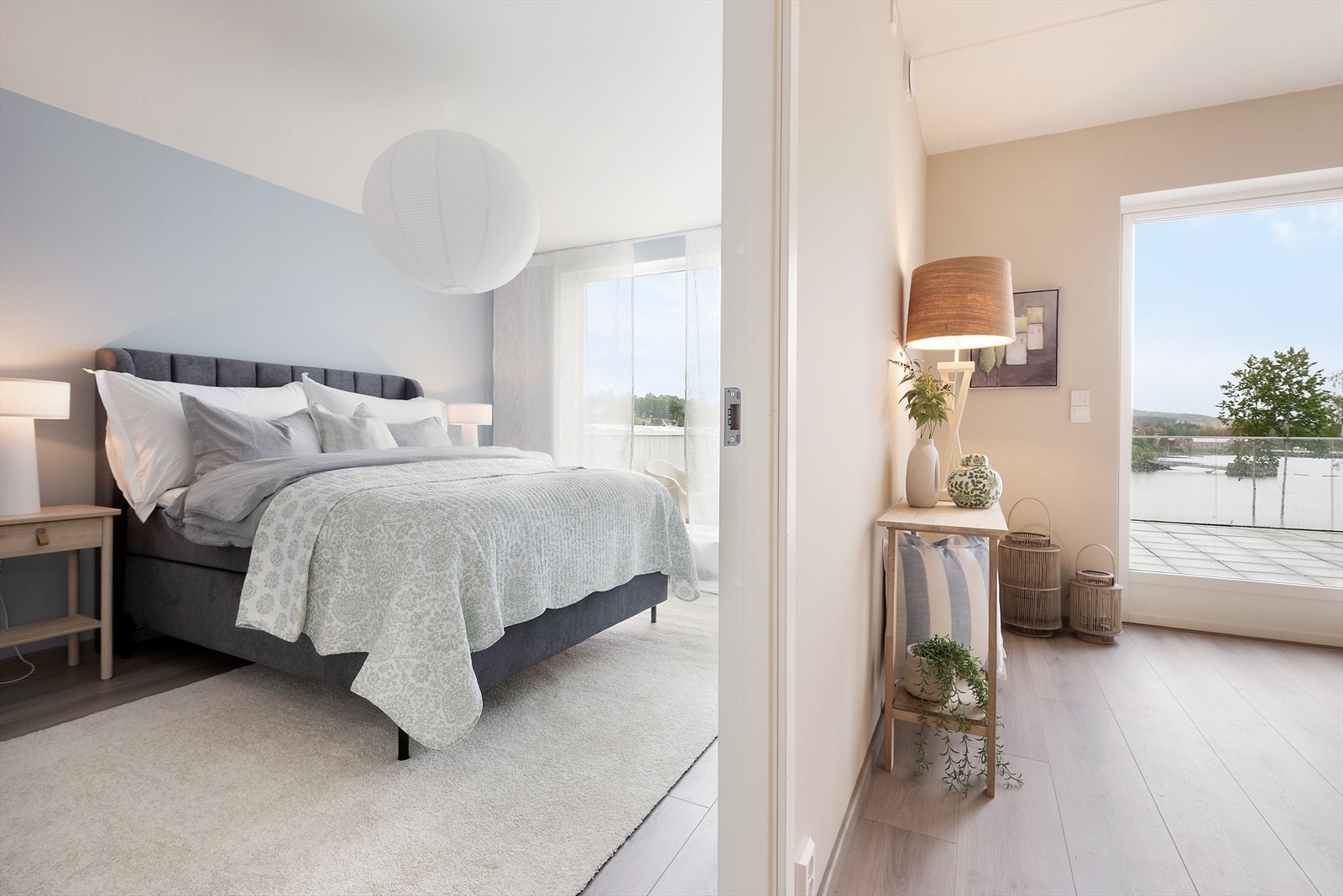 Sval blåfarge som virker beroligende og harmonisk. Galleribilde