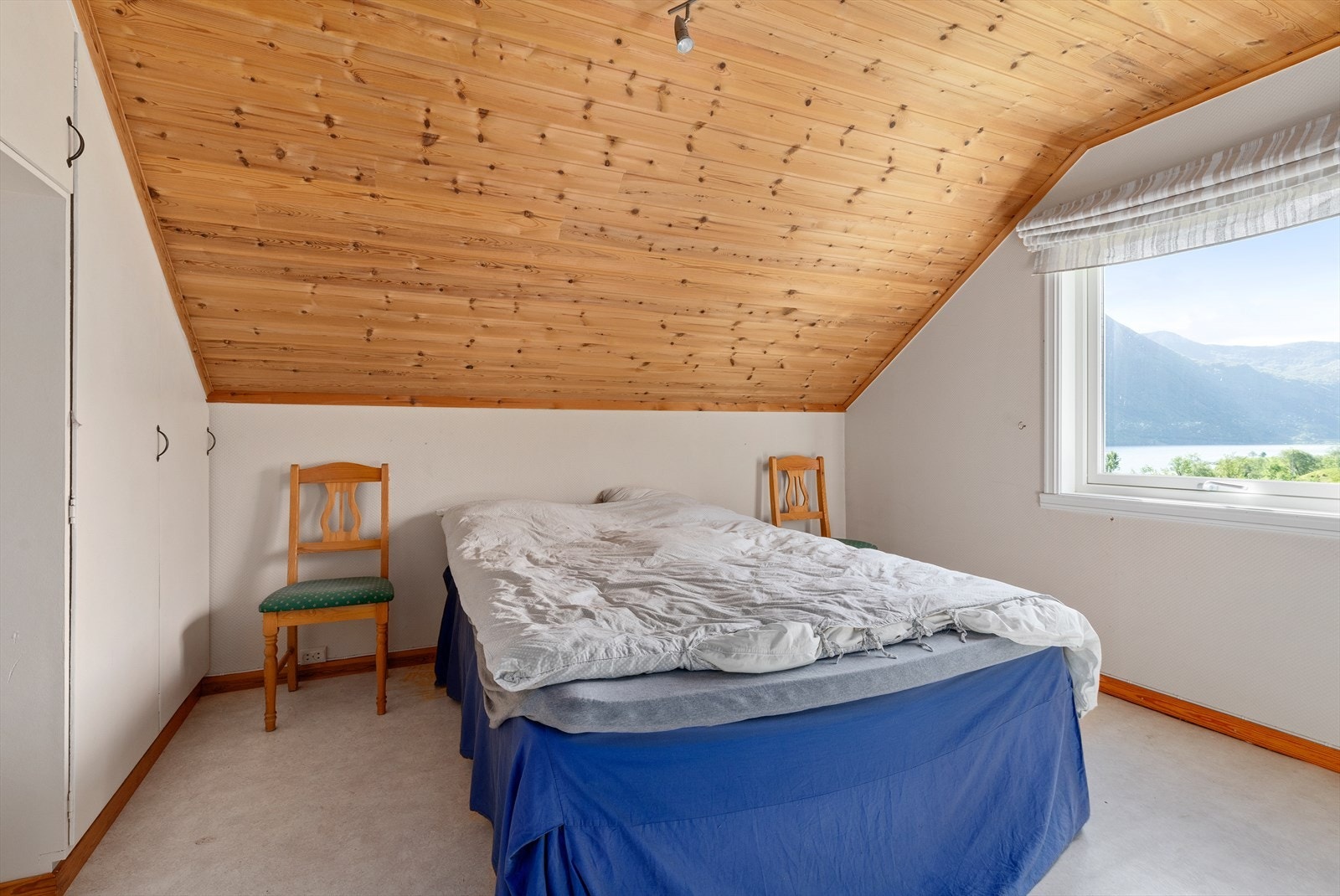 Soverom 2 med integrert garderobe Galleribilde