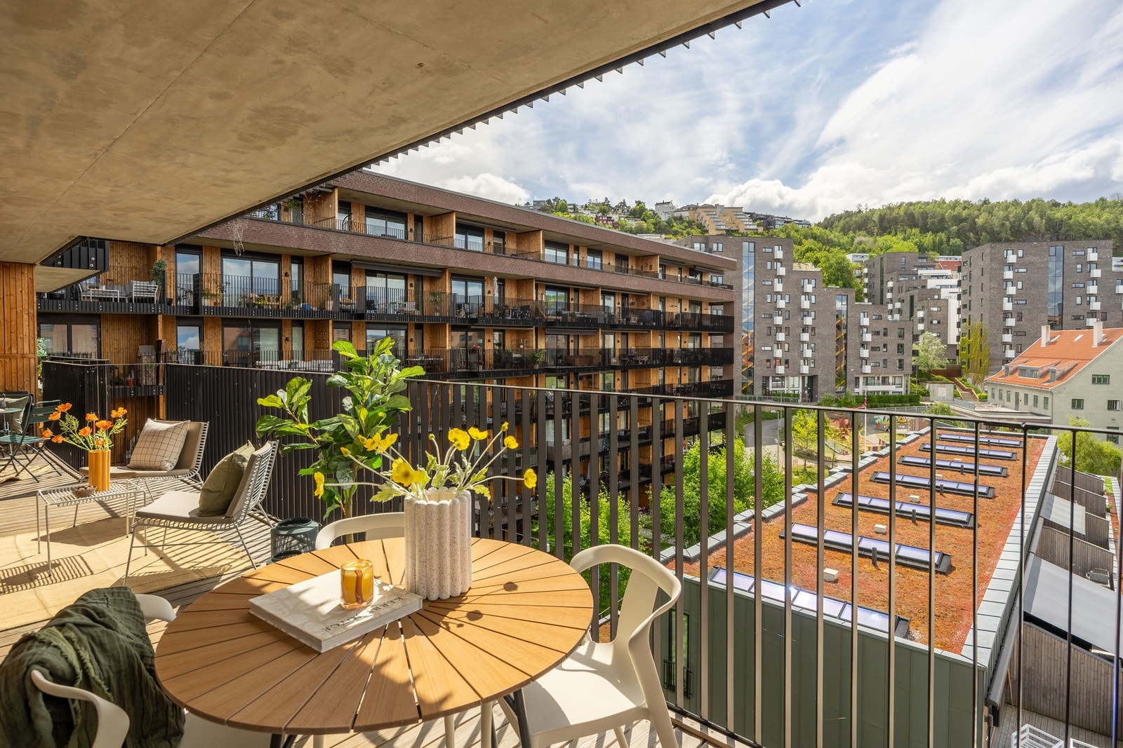 Leiligheten byr på flere gode kvaliteter og har en sentral beliggenhet midt i Kværnerbyen. Galleribilde