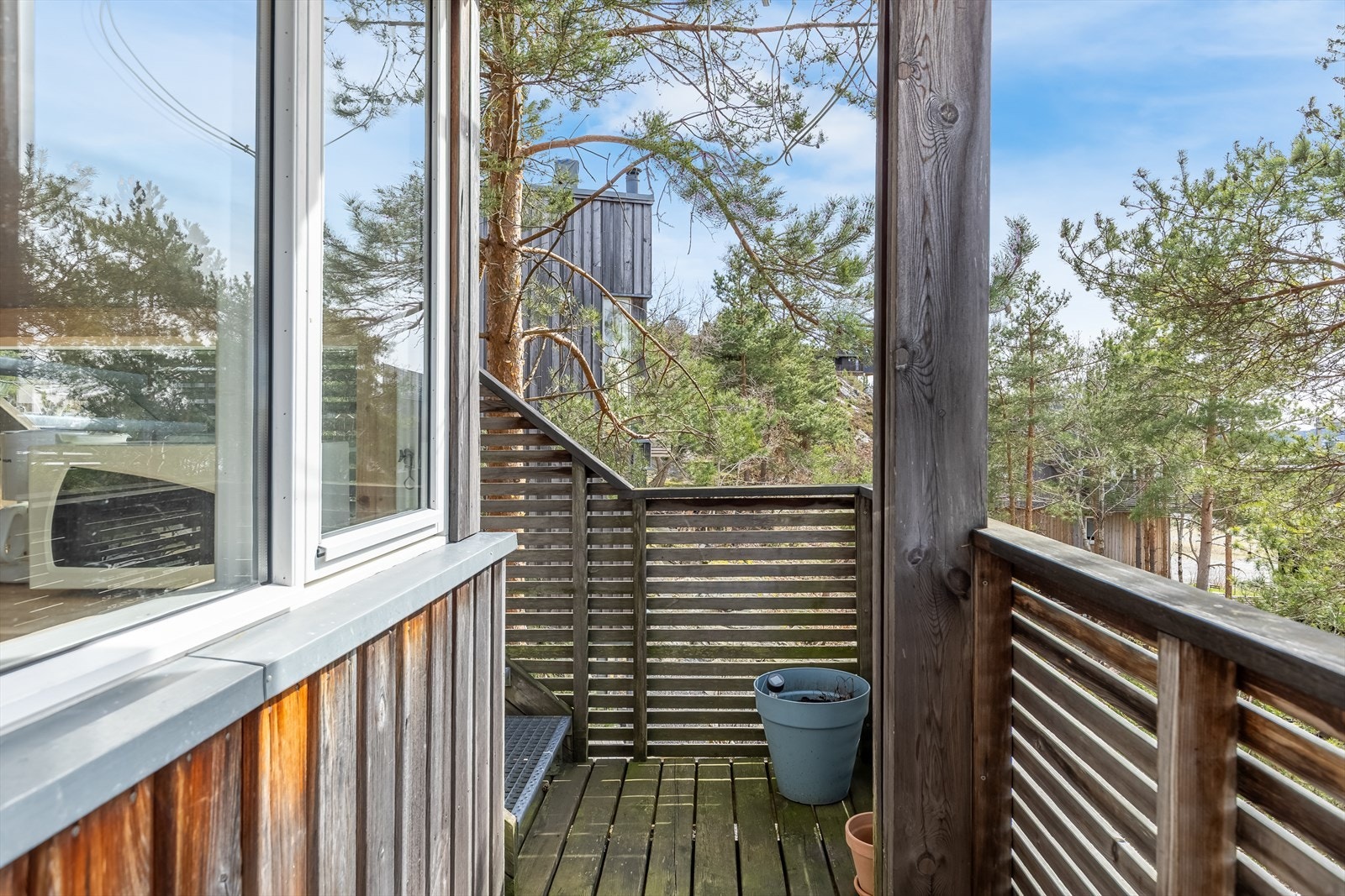 Trappeadkomst til takterrasse Galleribilde